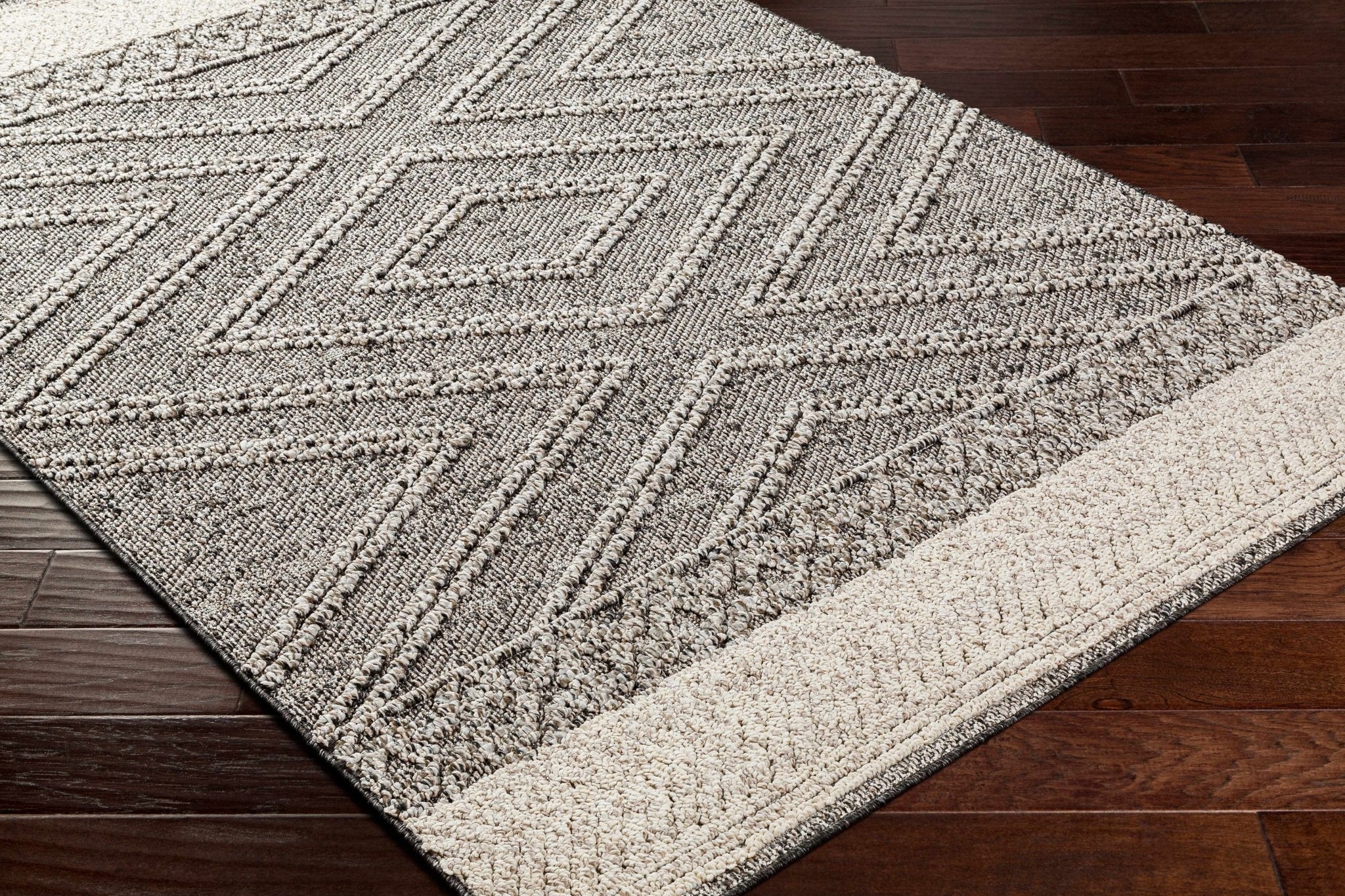 Modern Geometrical Beige and Charcoal Chevron Design Outdoor Safe Area Rug - Image 6