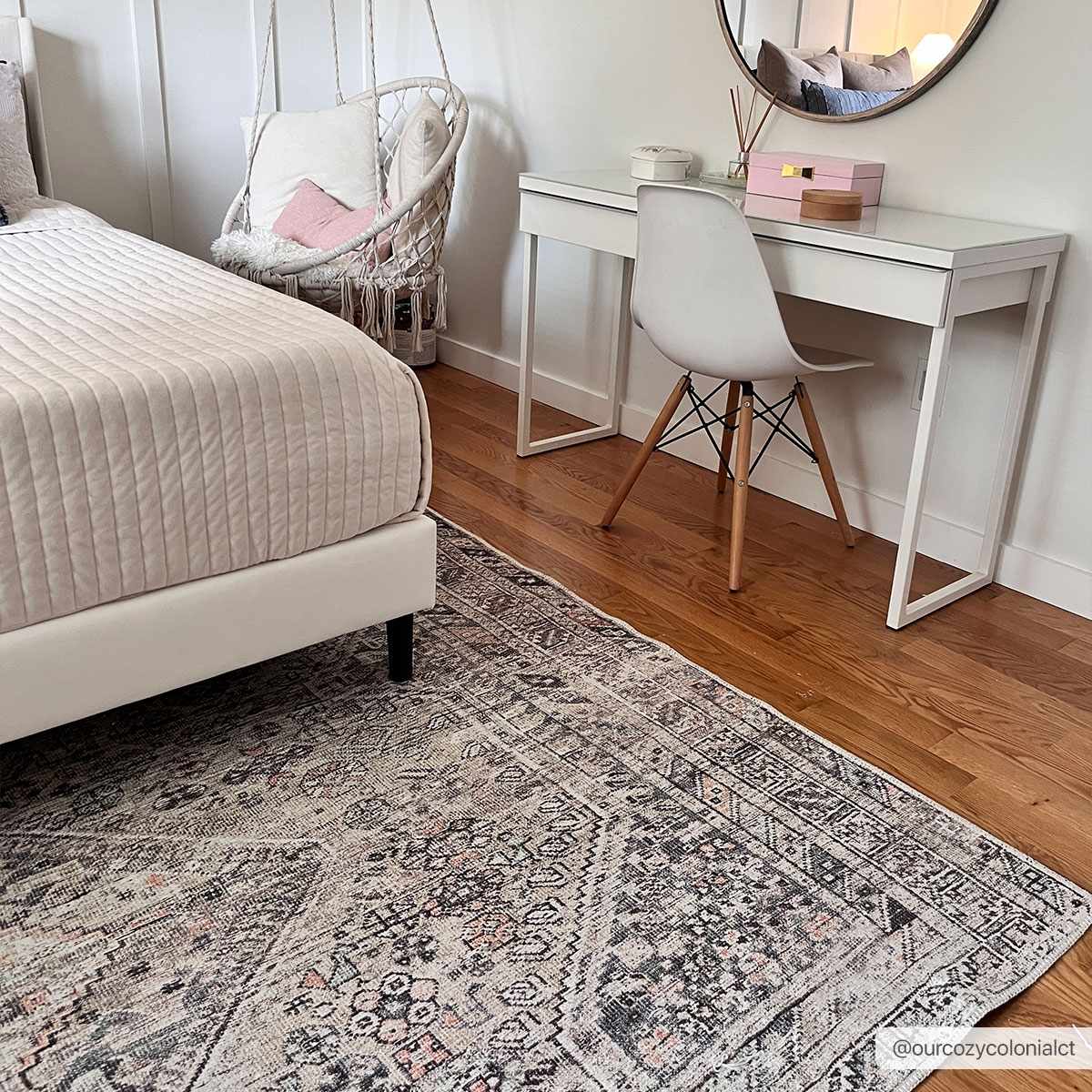 Vintage Style Beige and Charcoal Transitional Area Rug - Image 5