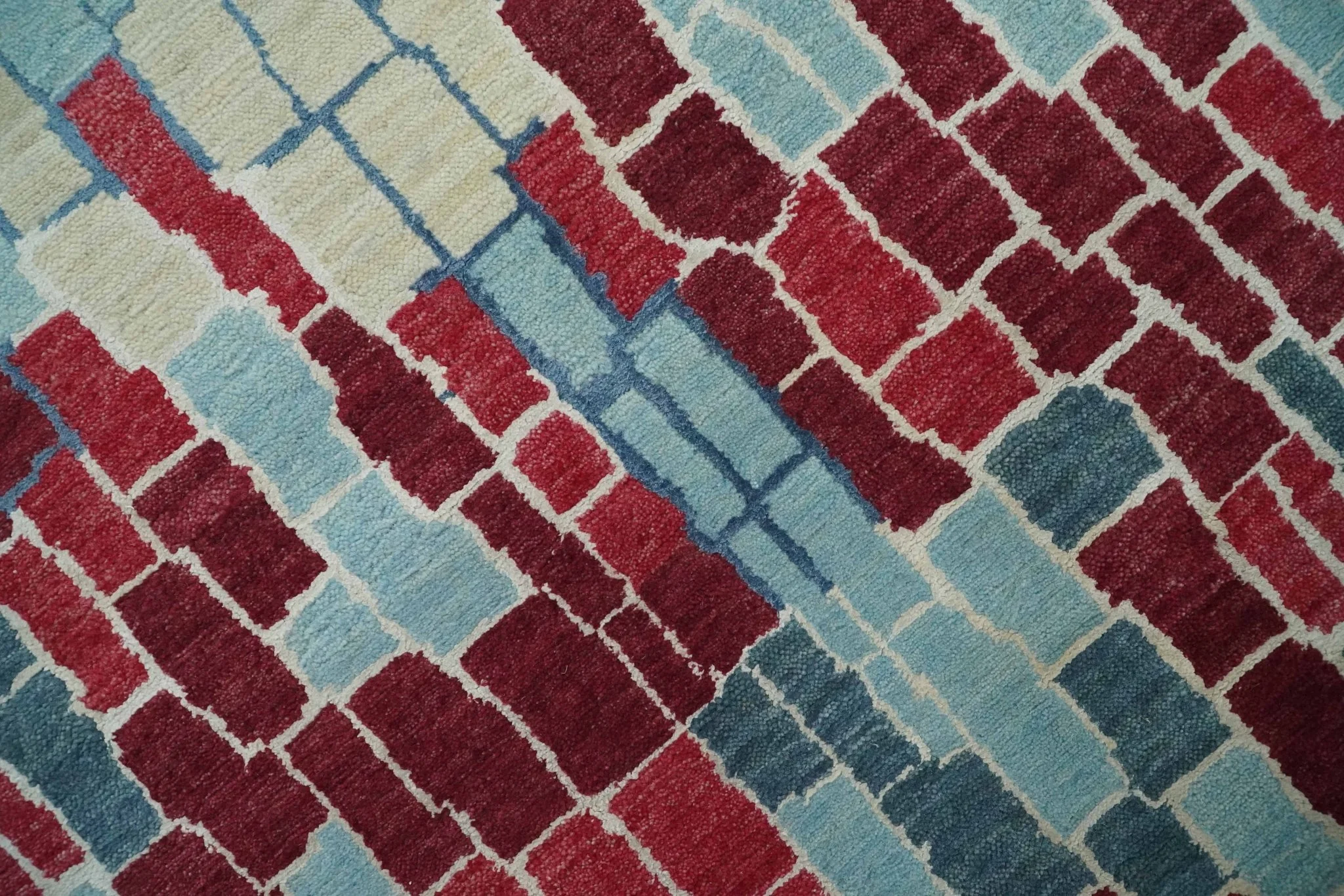 Beige, Blue and Maroon 5x7.6 Modern tiles Pattern Handloom Wool and Art Silk Area Rug - Image 4