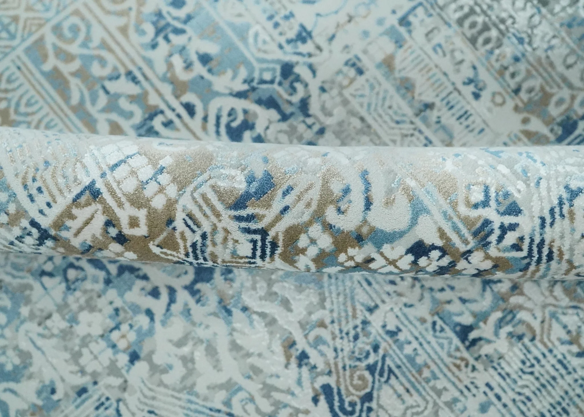 Silver, Blue and Olive Antique Finish, Vintage look, Art Silk Area Rug, Living Room Rug | TRDMM3 - Image 6