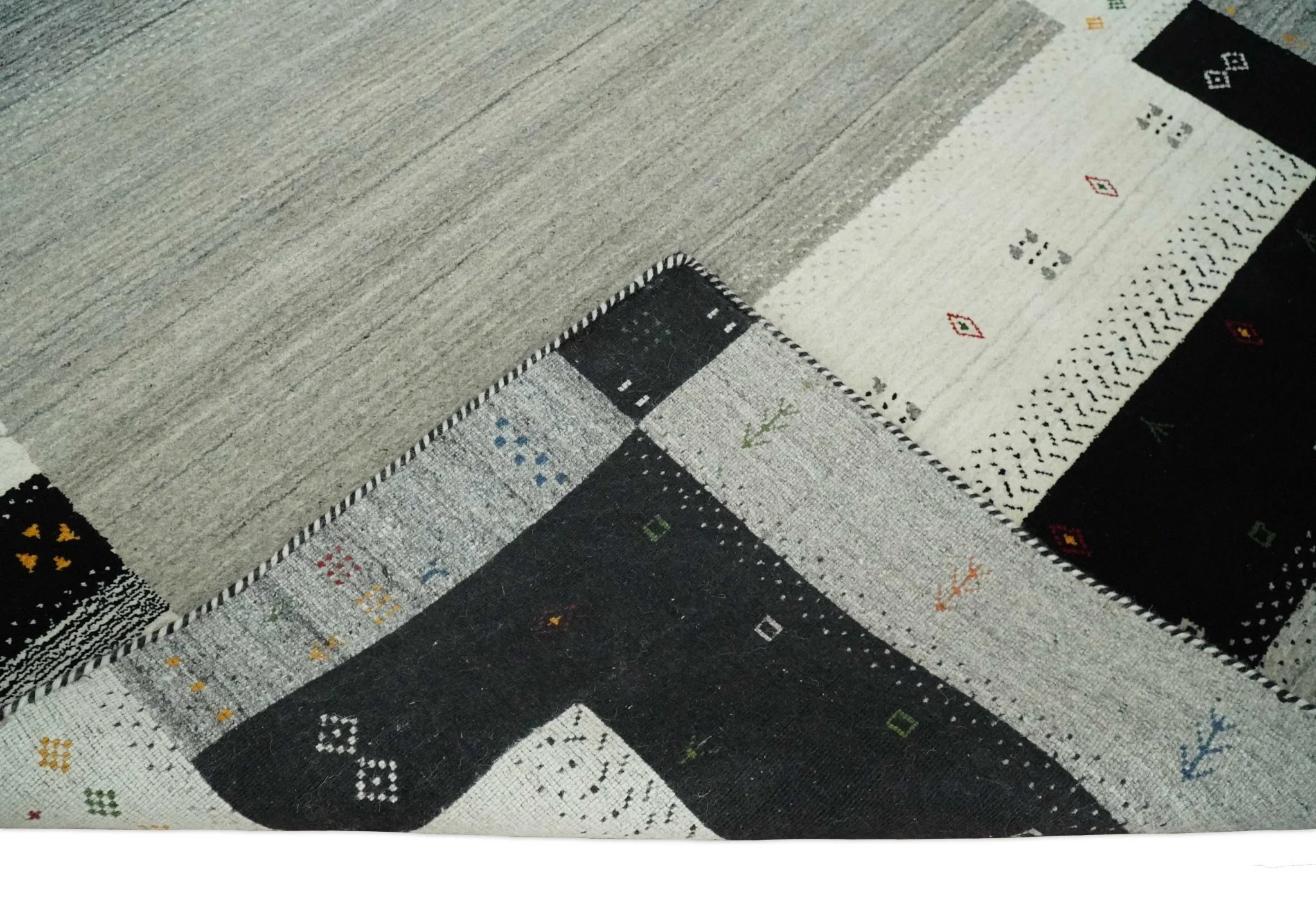 5x8 Ivory, Gray and Black Striped Wool Hand Woven Southwestern Gabbeh Rug | KNT18 - Image 7