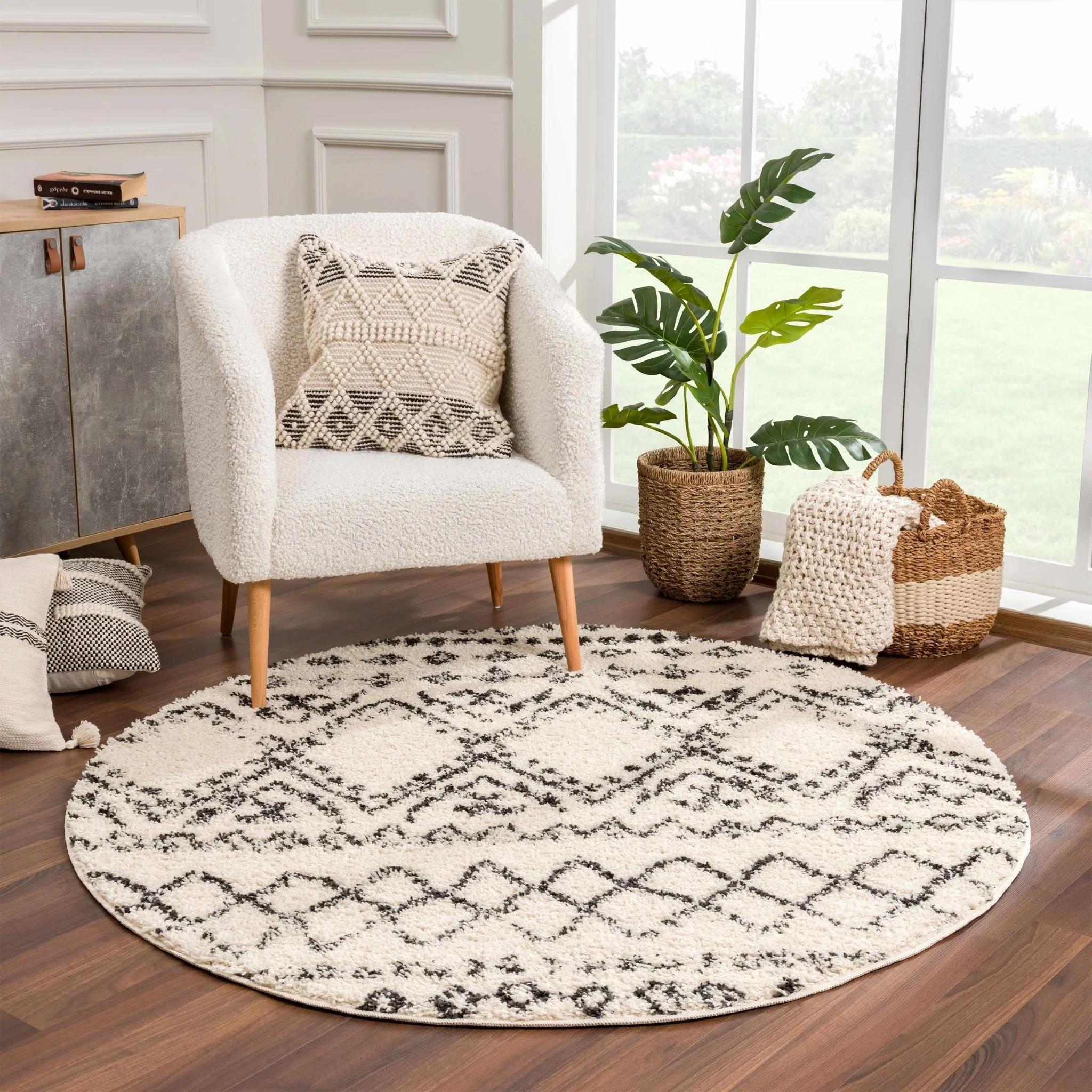 Traditional Design Beige and Charcoal Machine Woven Moroccan Tribal Trellis Rug - Image 3