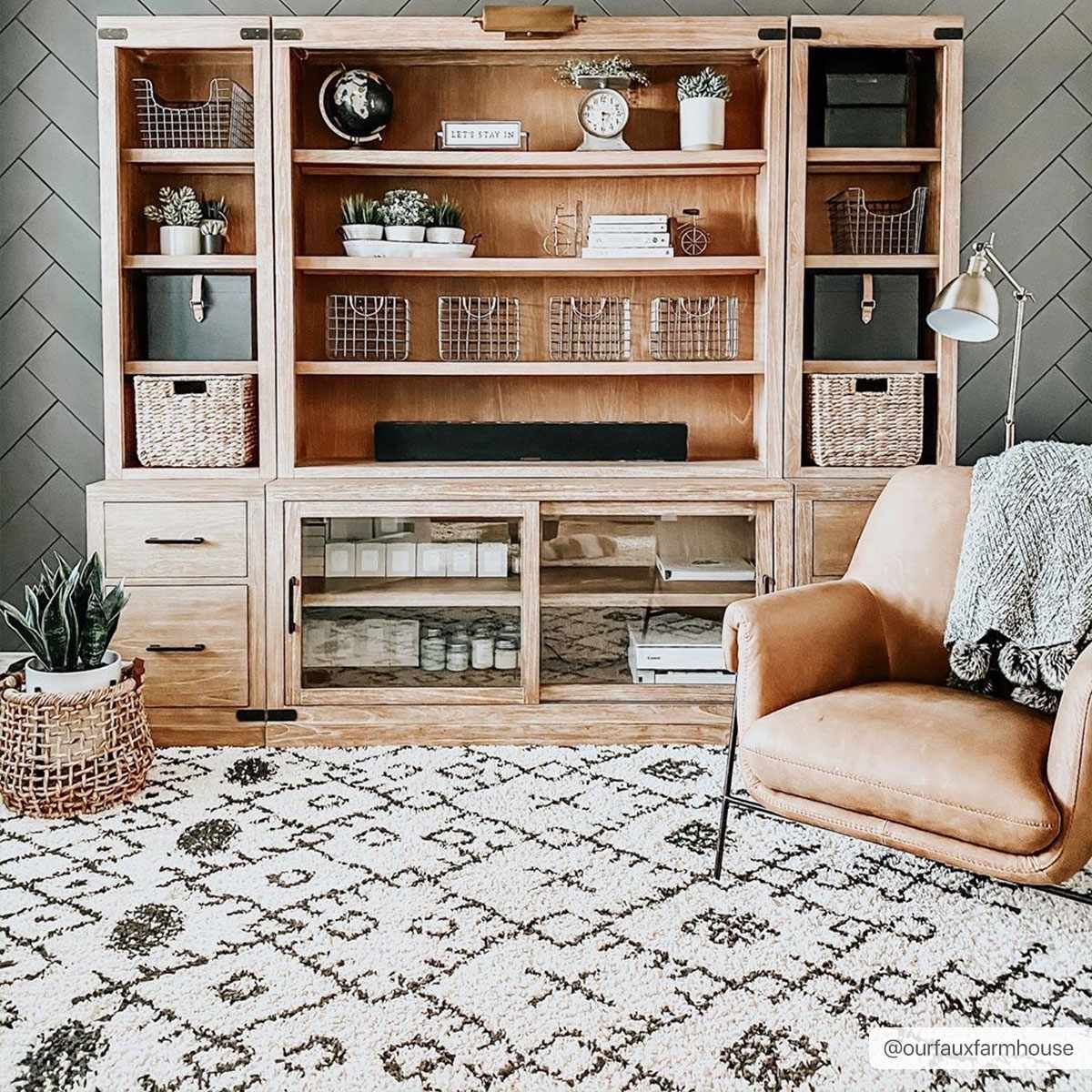 Beige and Charcoal Geometrical Design Moroccan Style Tribal Trellis Rug - Image 2