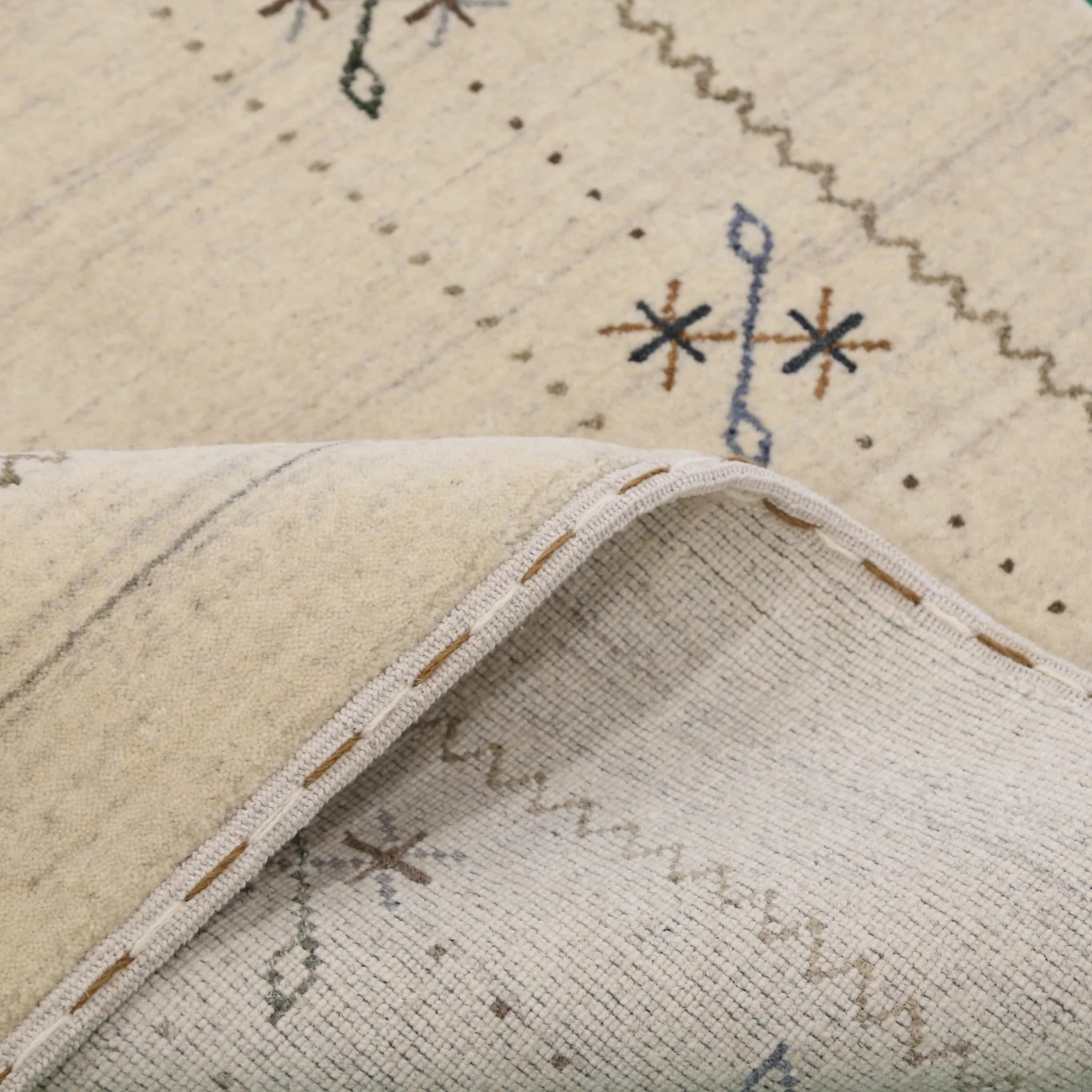 Beige Gabbeh Border Design Hand Loomed Wool Area Rug - Image 6