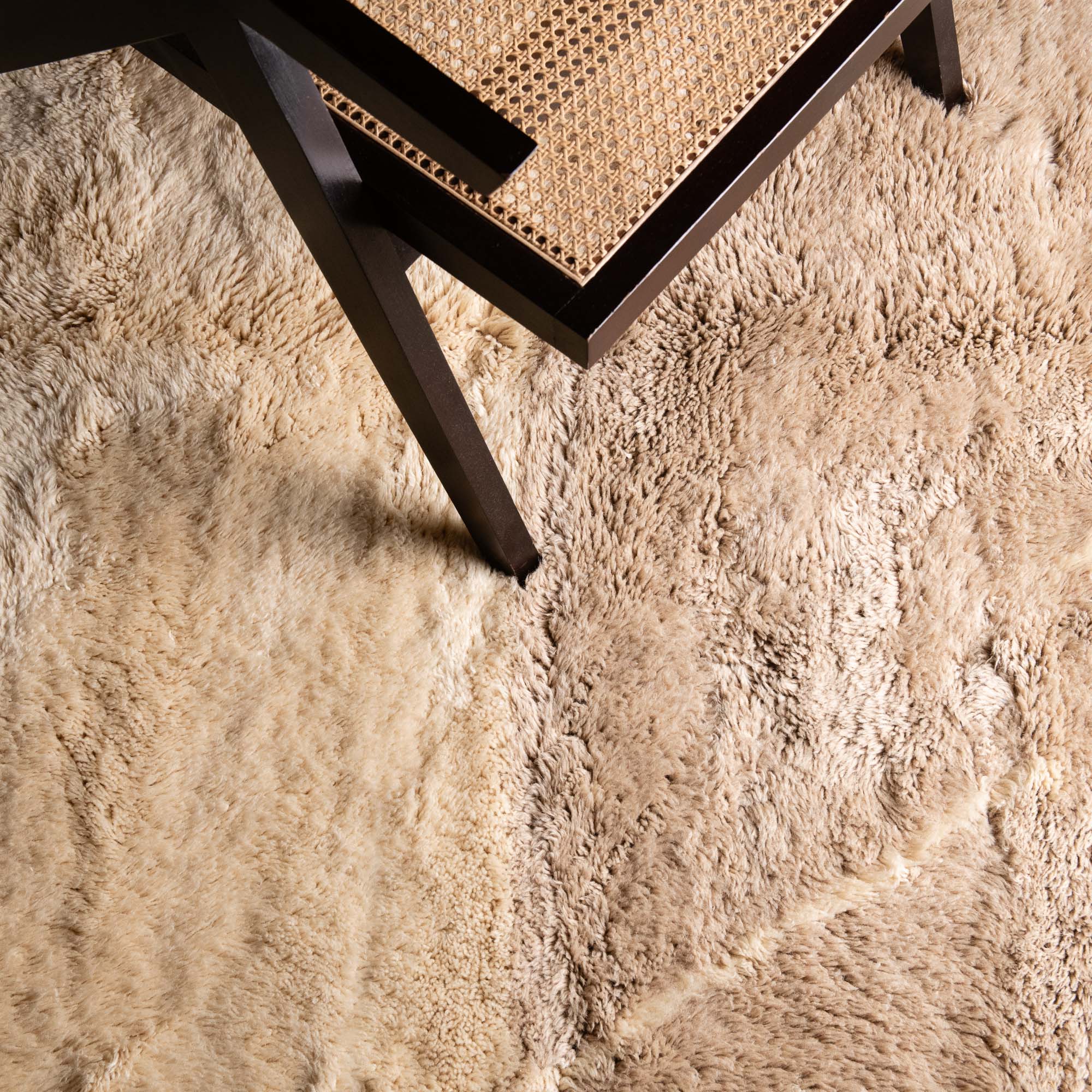 Beige Hand Knotted 8x10 Contemporary Moroccan Wool Rug - Image 7