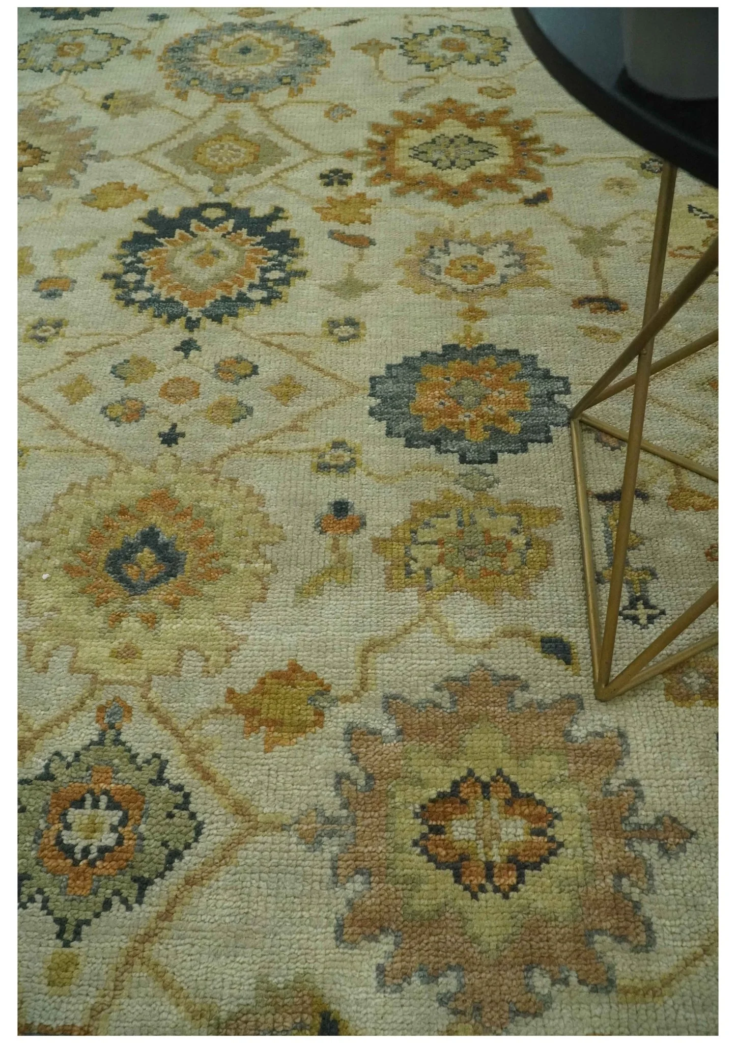 Beige and Gold 8x10 Traditional Oriental Oushak wool Rug - Image 2
