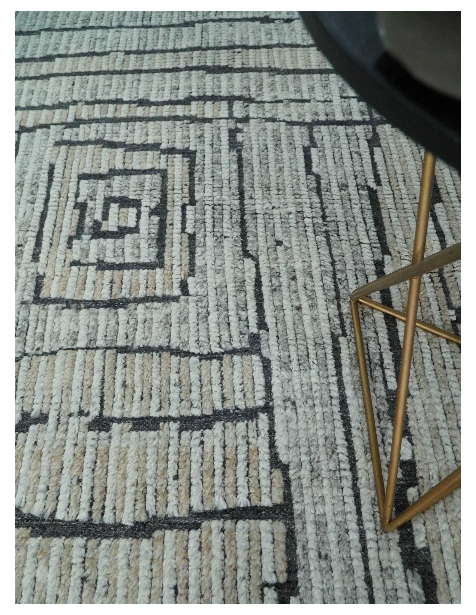 8x10 Contemporary Stripes pattern Beige, Silver and Charcoal Hand knotted wool Area Rug - Image 2