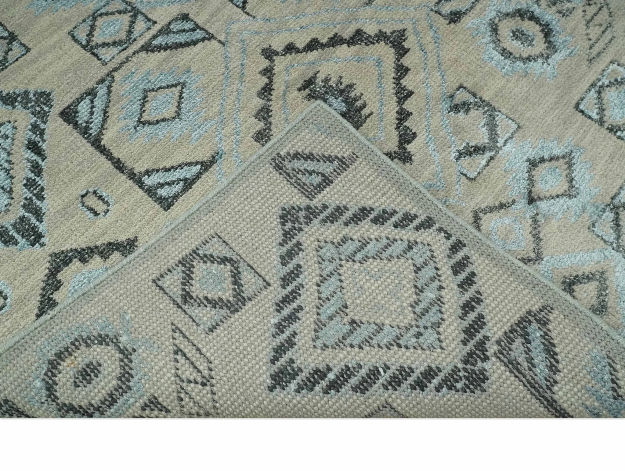 Beige, Silver and Charcoal Hand Knotted Traditional Mamluk design 5x8 wool Area Rug - Image 7