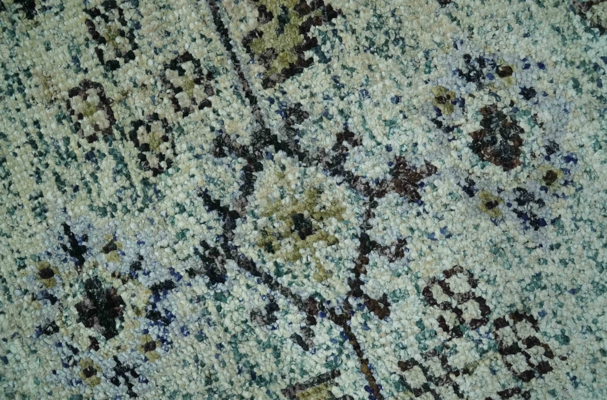 Beige, Teal and Black 5x8 Hand Knotted Traditional Art Silk area Rug - Image 4