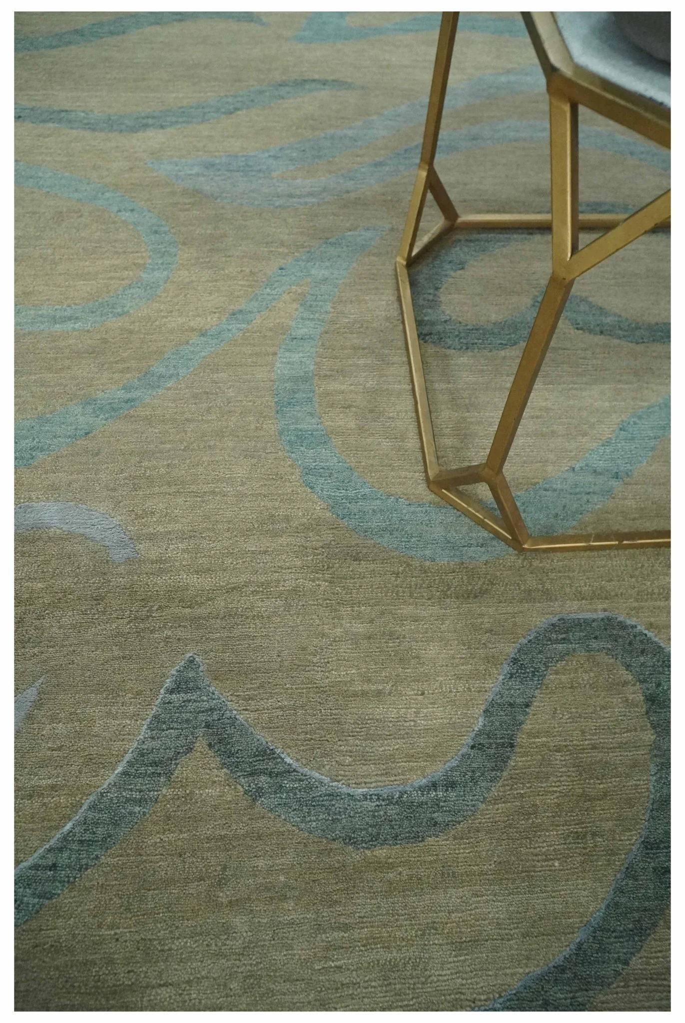 Beige, Teal and Silver Modern design Hand knotted 6x9 wool and Art Silk Area Rug - Image 3