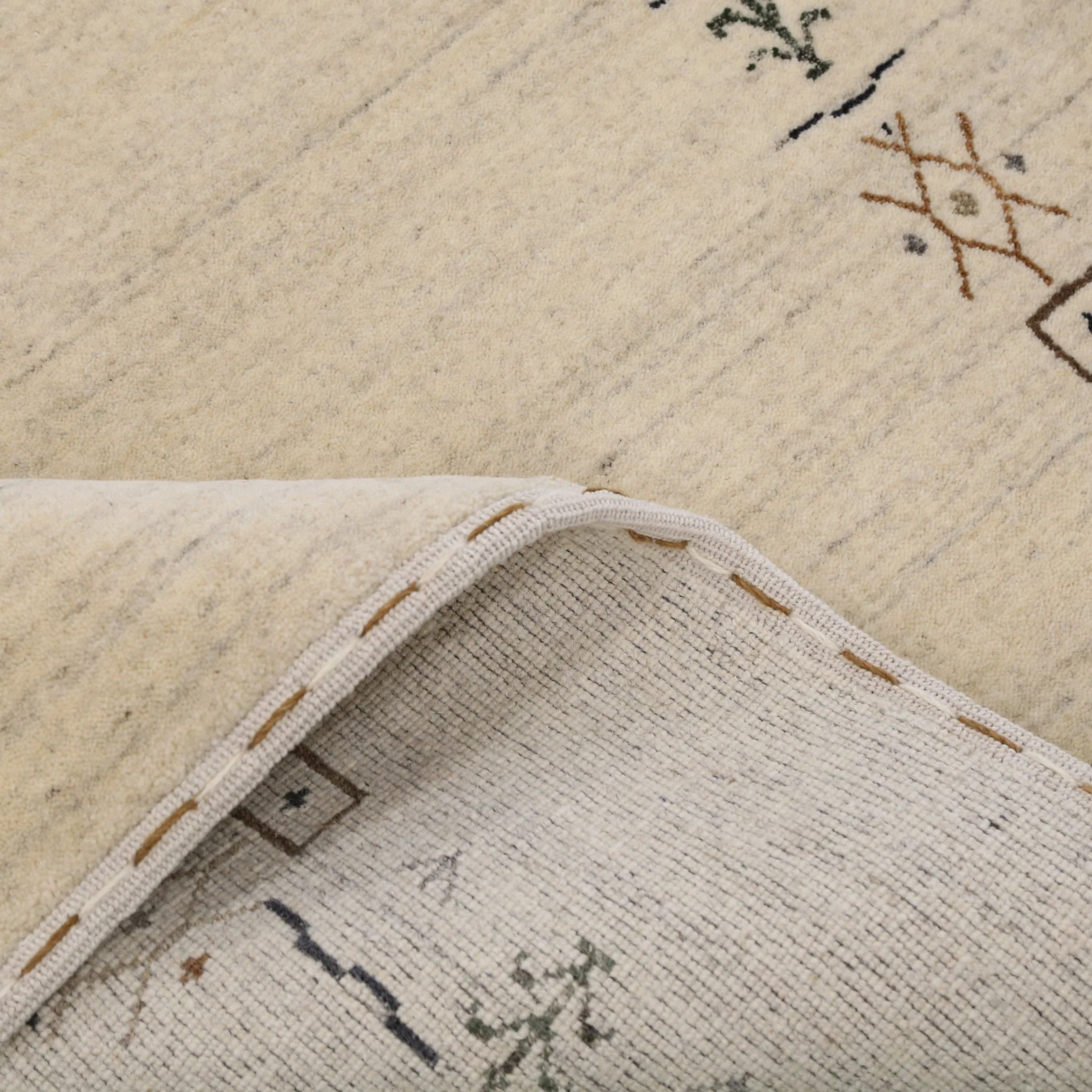 Beige Tribal Border Hand Loomed Wool Area Rug - Image 5