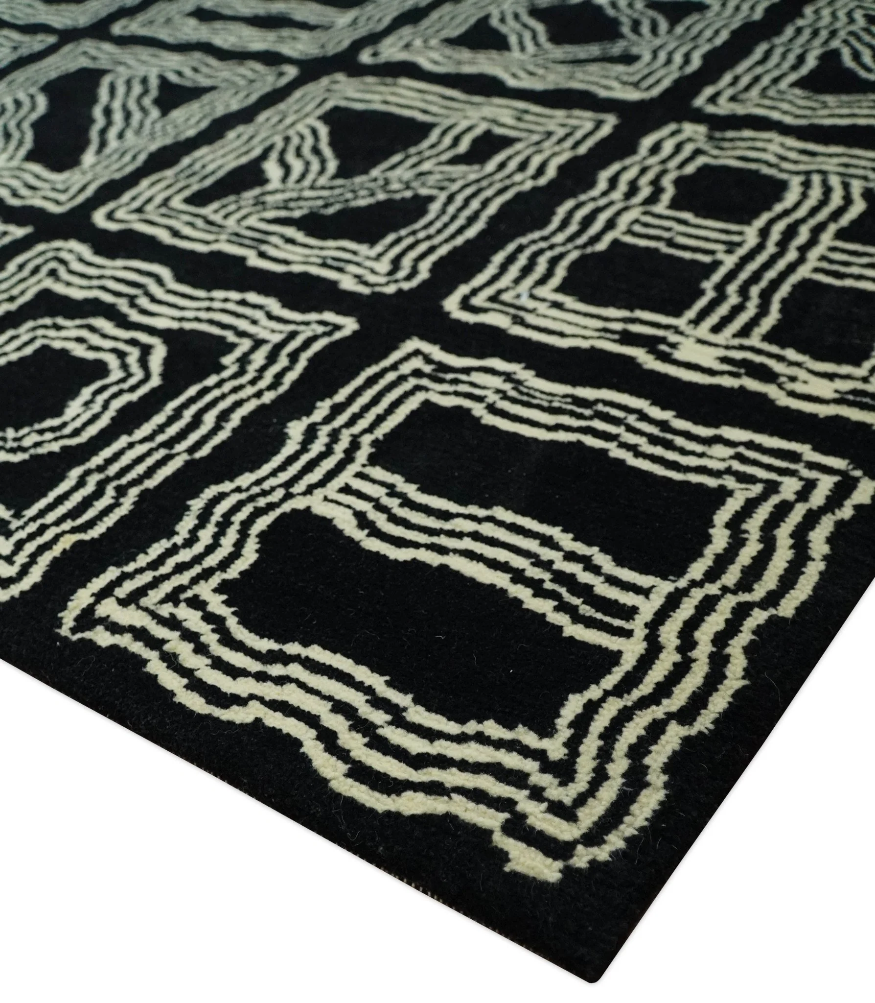 Modern Geometrical Square design Black and Ivory 5x8 Hand loom wool area Rug - Image 5