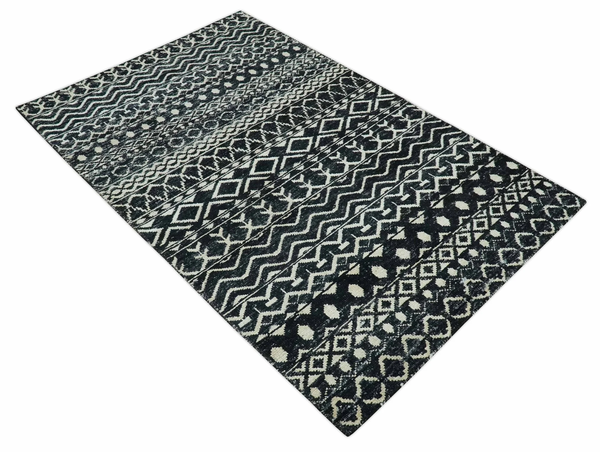 5.6x8.6 Black and Ivory Hand Knotted Southwestern Tribal Trellis wool Area Rug - Image 9