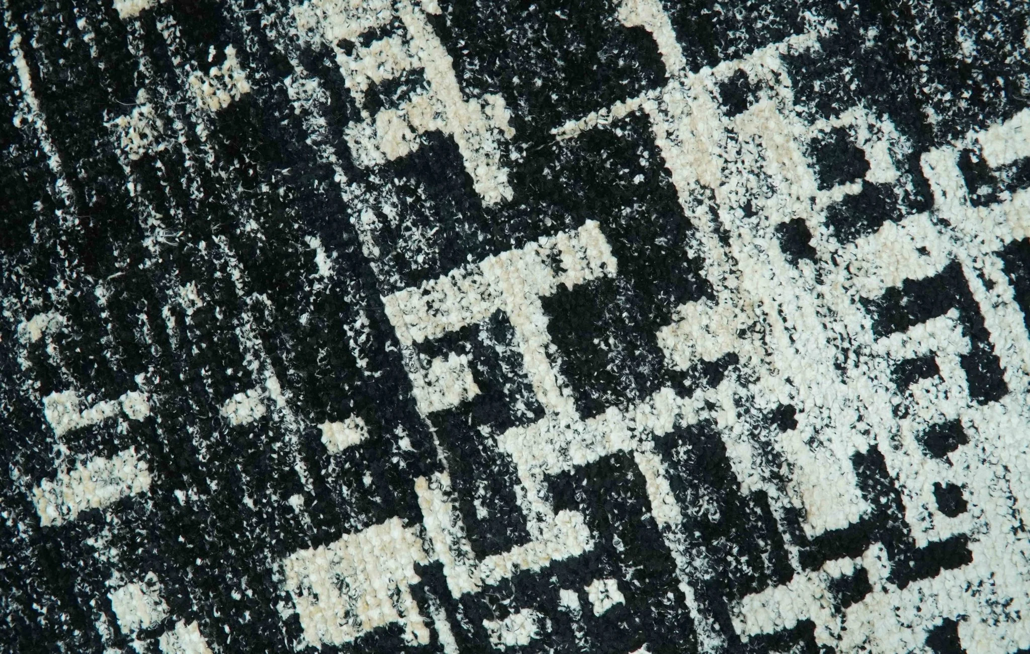 5X8 Hand Knotted Black and Ivory Modern Abstract Contemporary Recycled Silk Area Rug - Image 4