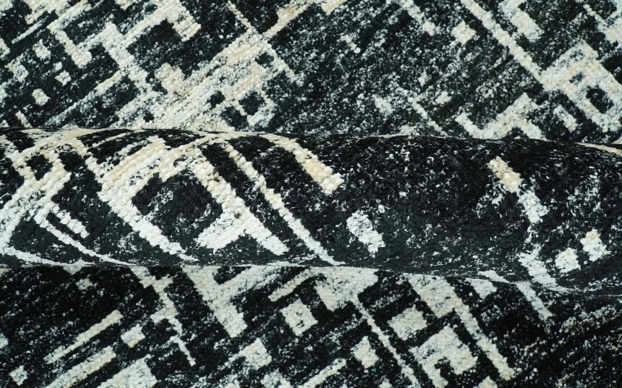 5X8 Hand Knotted Black and Ivory Modern Abstract Contemporary Recycled Silk Area Rug - Image 6