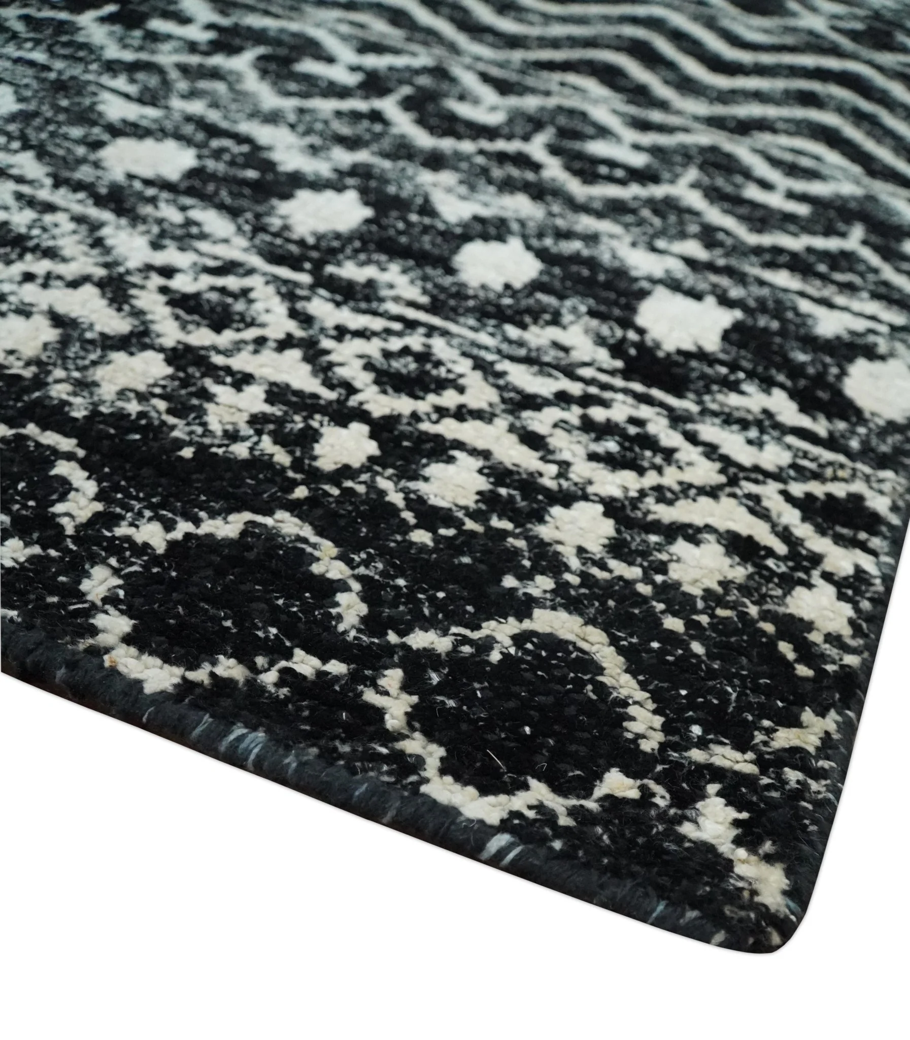 Hand Knotted Black and Ivory Modern Contemporary Tribal Trellis Recycled Silk Area Rug - Image 5