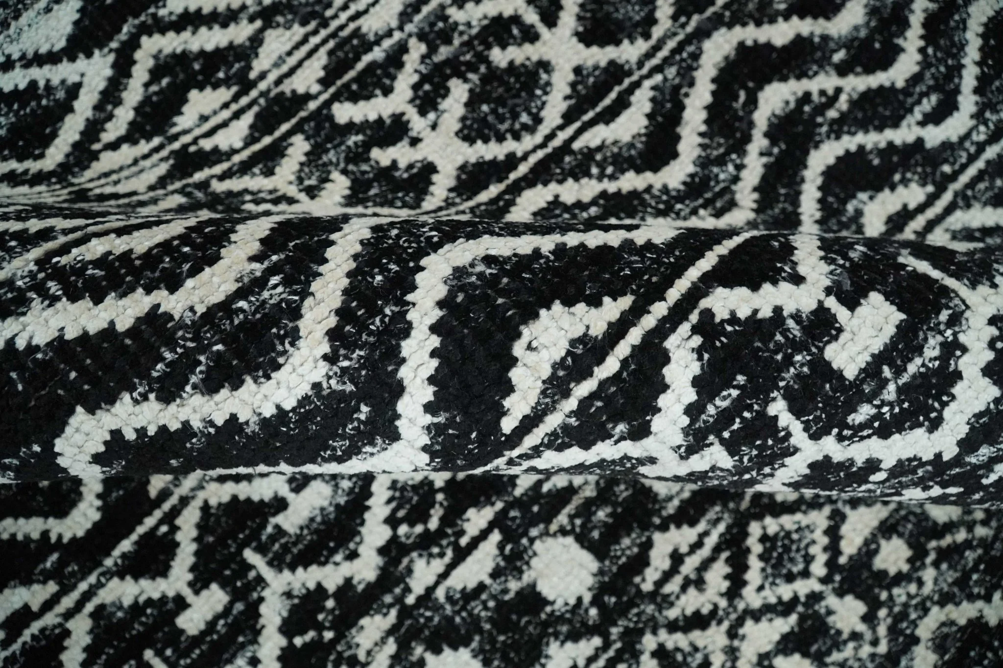 Hand Knotted Black and Ivory Modern Contemporary Tribal Trellis Recycled Silk Area Rug - Image 6