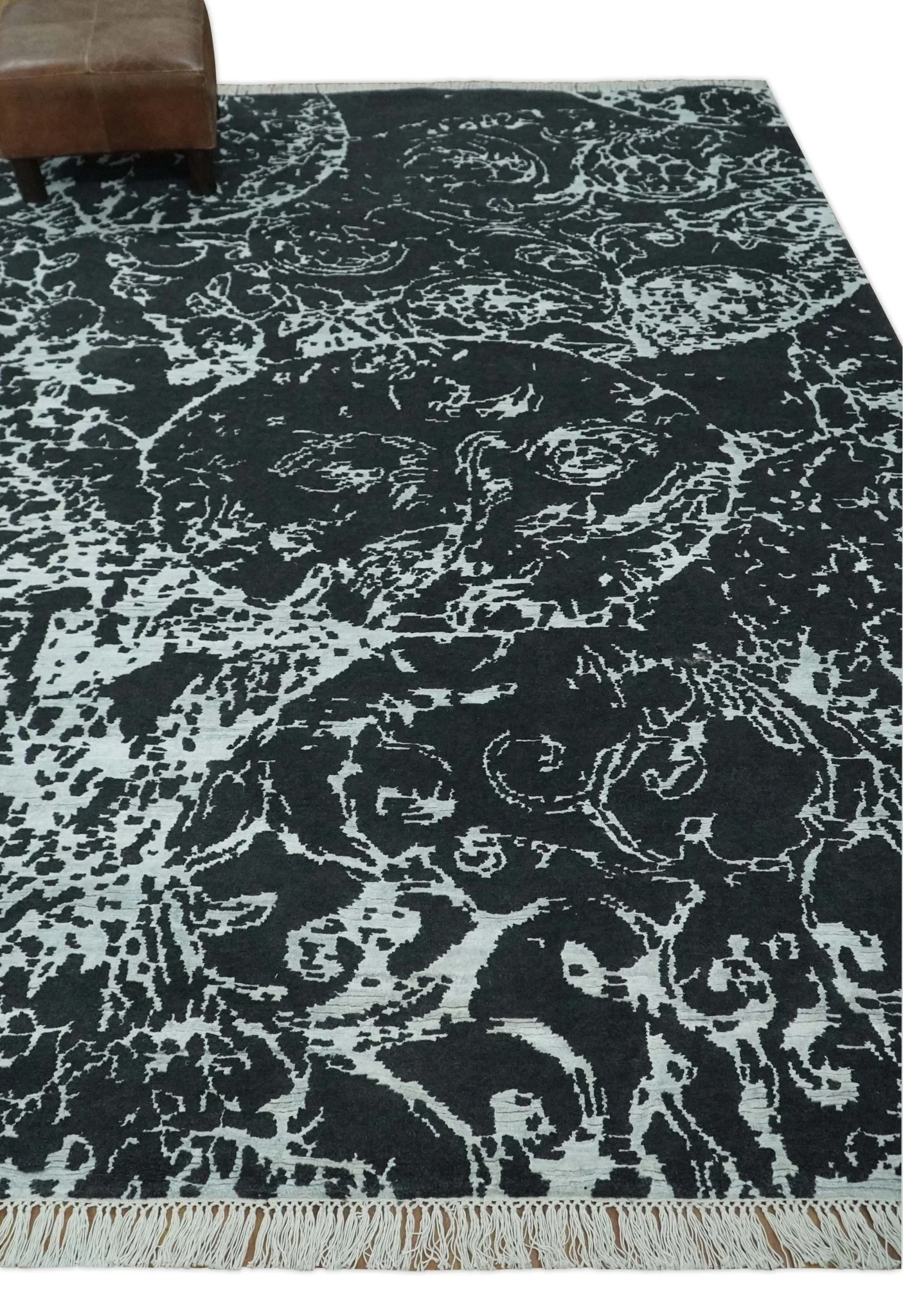 Modern Abstract Black and Silver Hand Knotted 6x9 Wool and Bamboo silk Area Rug - Image 3