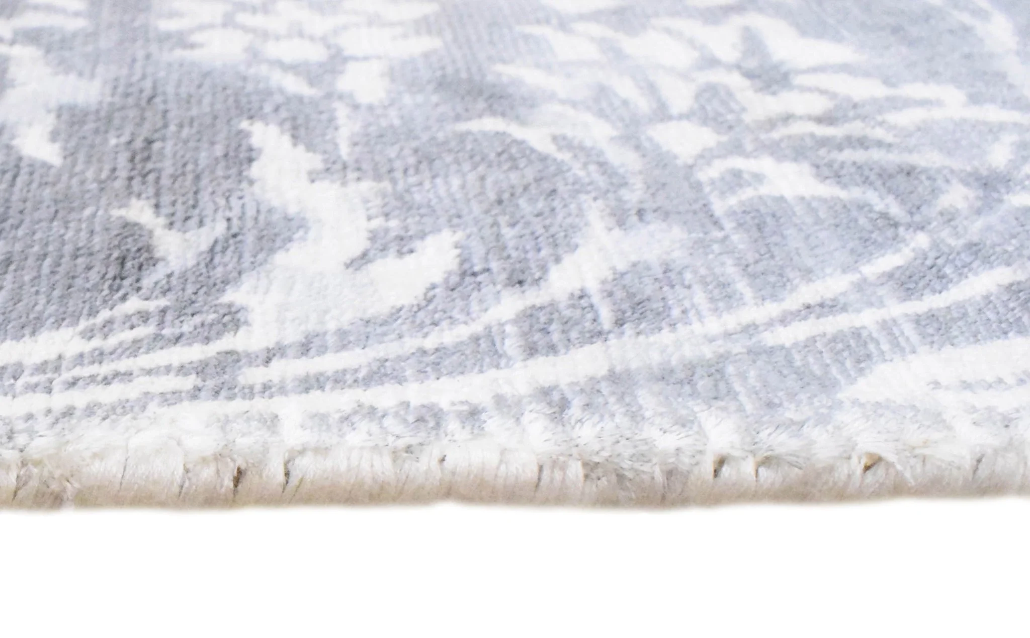 5x8 Blue and Silver Handmade Area Rug Made With Fine Viscose - Image 7