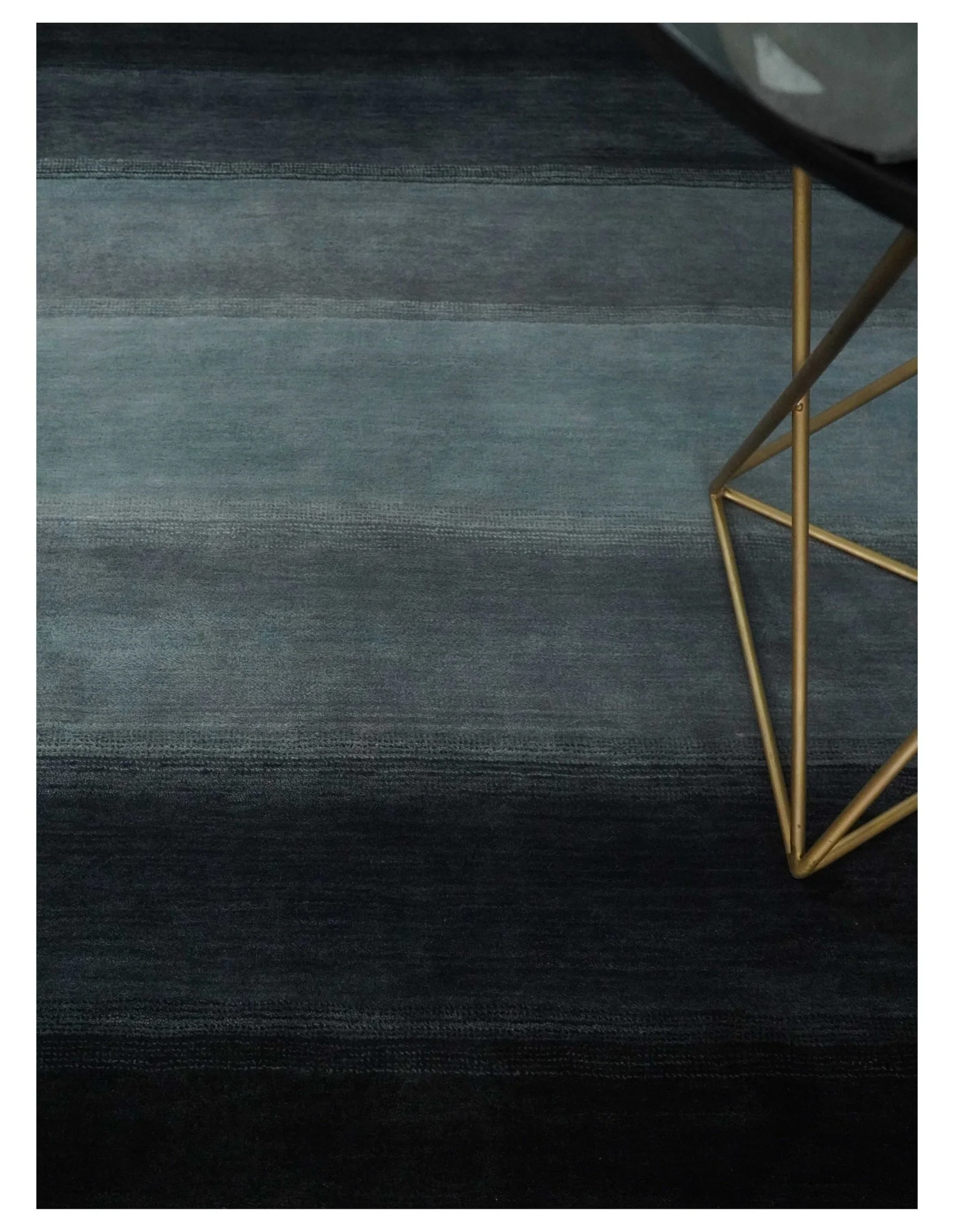 5x7 Ombre Black, Charcoal and Gray Striped Wool Hand Woven Southwestern Lori Rug | KNT24 - Image 3