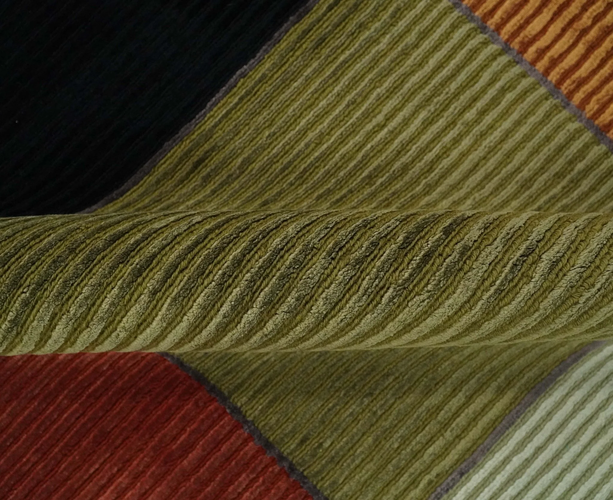 Geometrical Square Shape Black, Olive, Rust and Silver Stripes 5x8 wool and Art Silk rug - Image 7