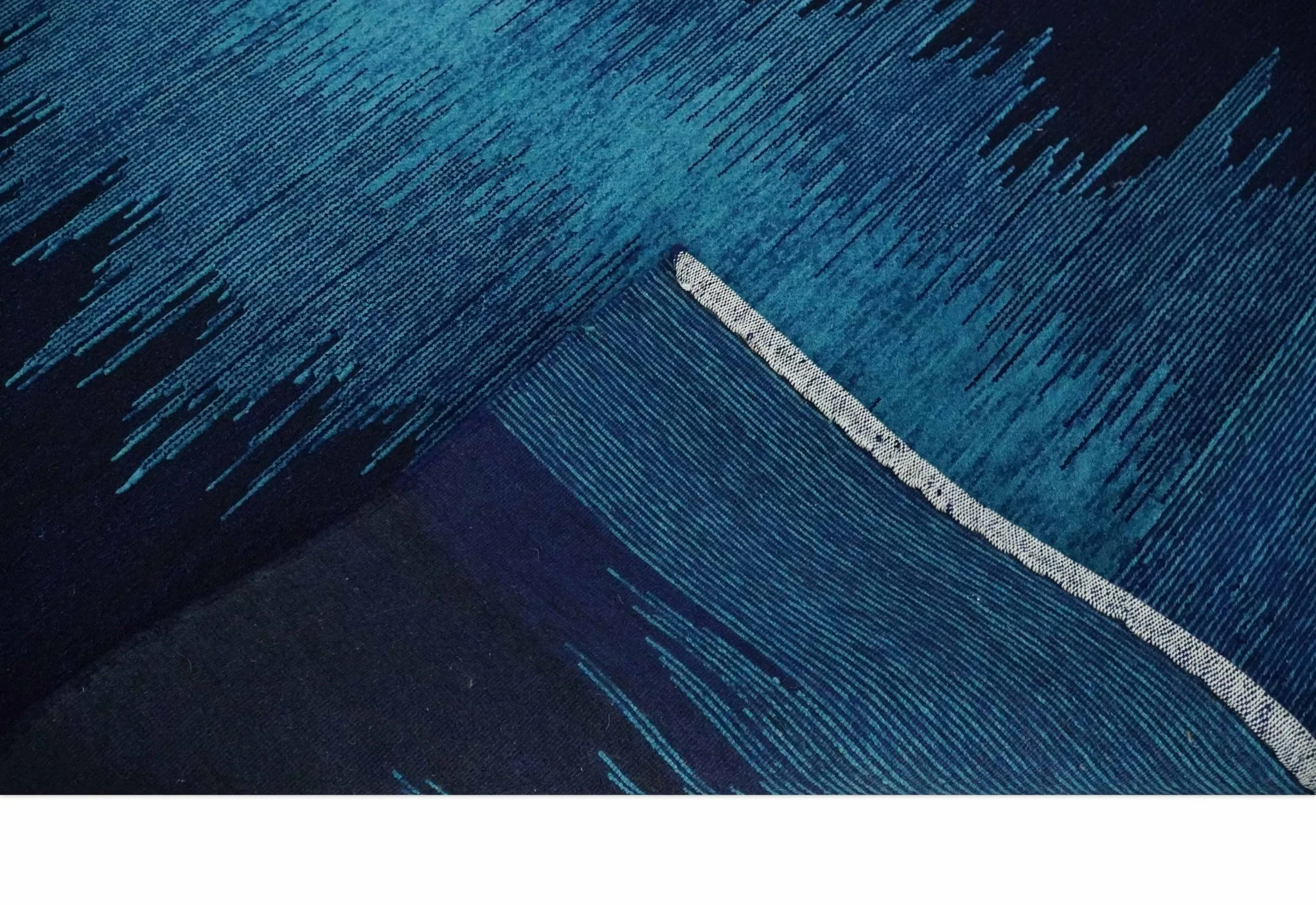 Ombre Blue 5x7 Abstract Wool Hand Knotted Southwestern Lori Rug | KNT37 - Image 7