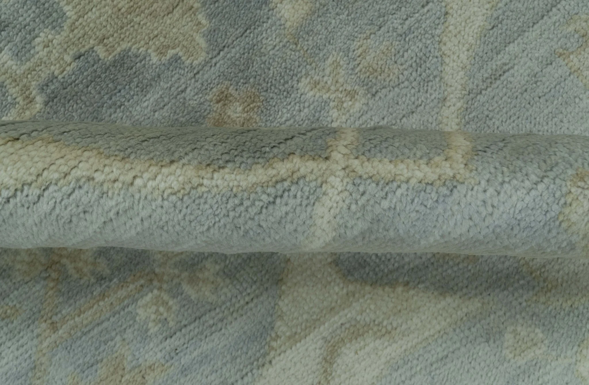 Blue And Beige Traditional Oushak Design Hand Knotted 6x9 wool area rug - Image 6