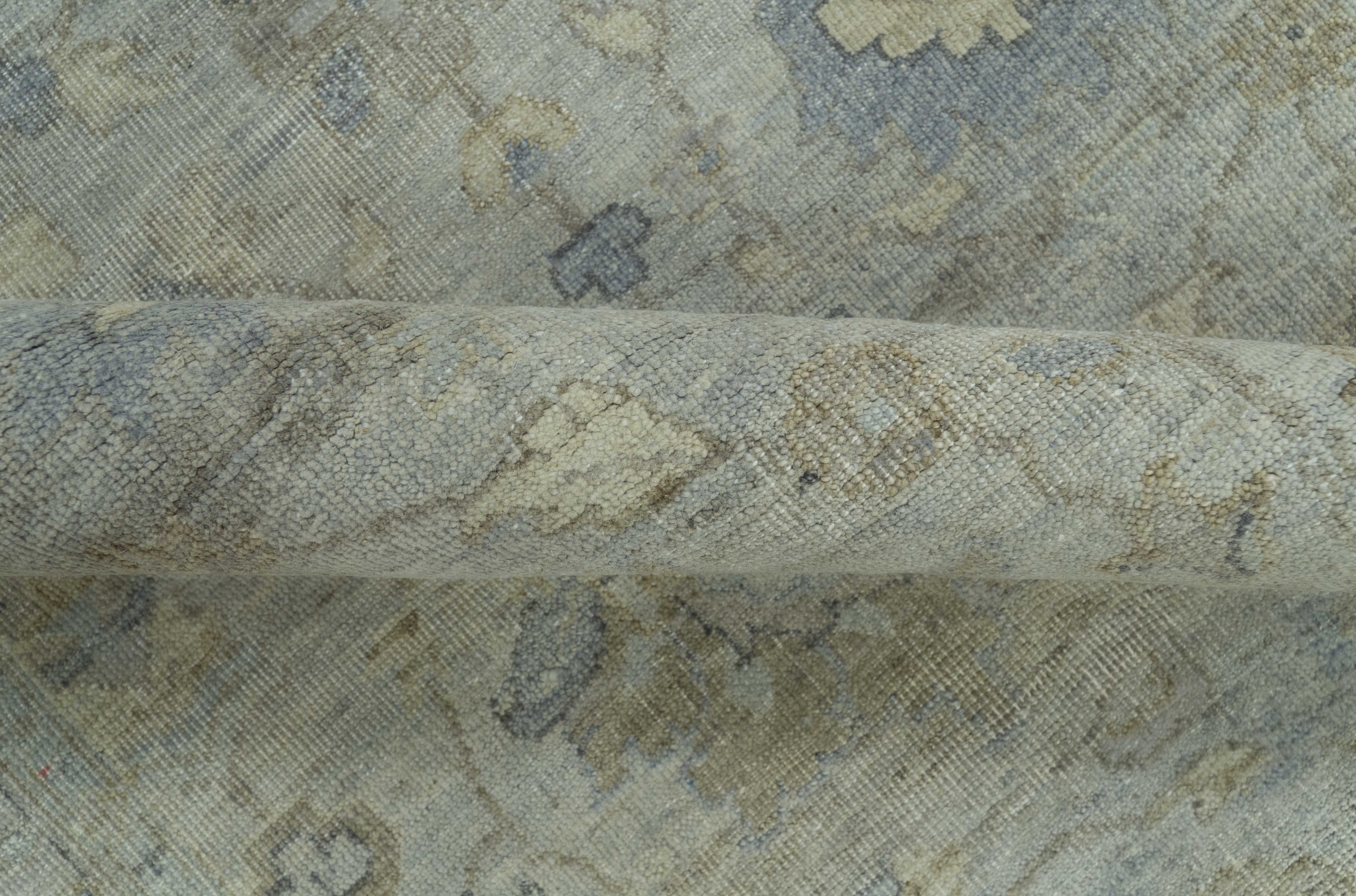 Silver And Beige Traditional Design Hand Knotted 4x5.6 Wool Area Rug - Image 3