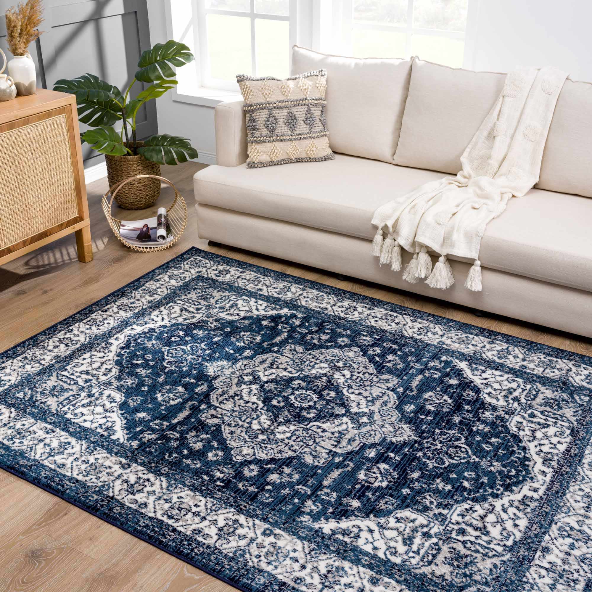 Premium look Blue and ivory Traditional Medallion Area Rug - Image 14