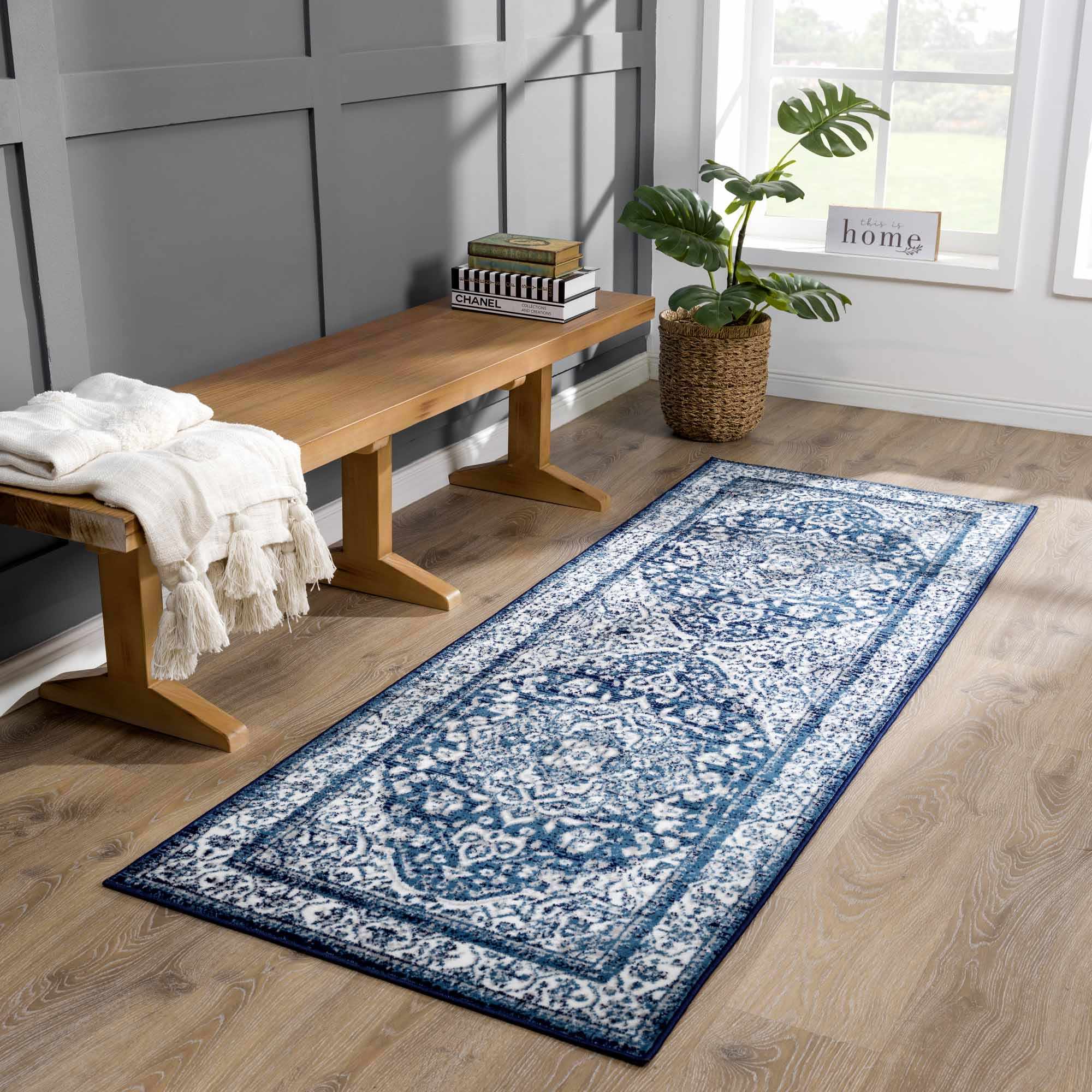 Premium look Blue and ivory Traditional Medallion Area Rug - Image 3