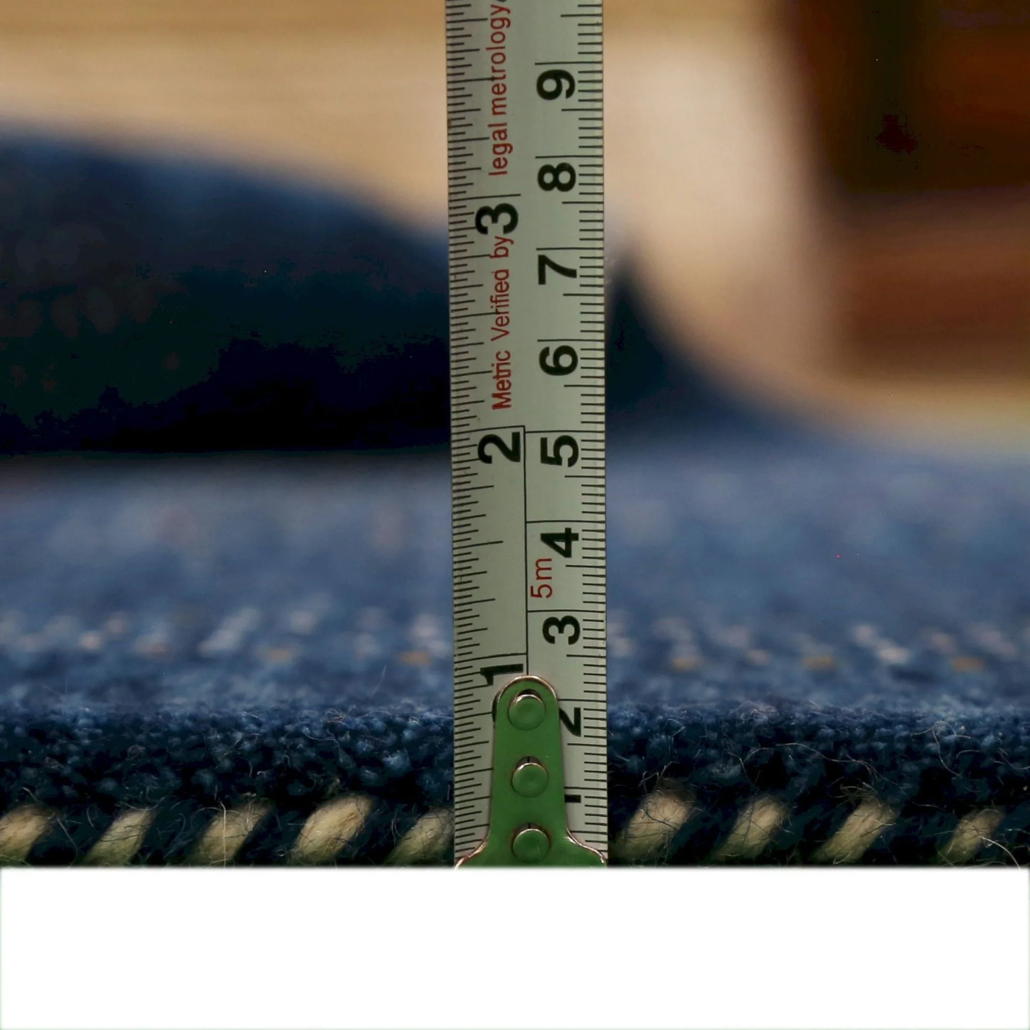 Blue And White Center Pattern Design Hand Loomed Wool Area Rug - Image 7