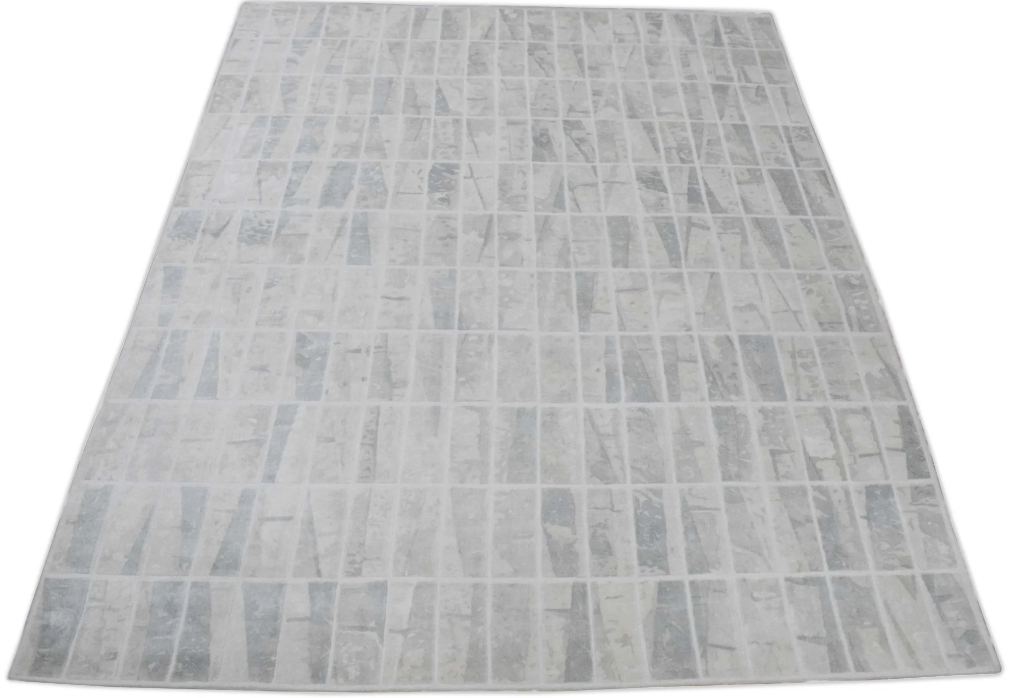 Ivory and White Handmade Area Rug Made With Fine Viscose - Image 4