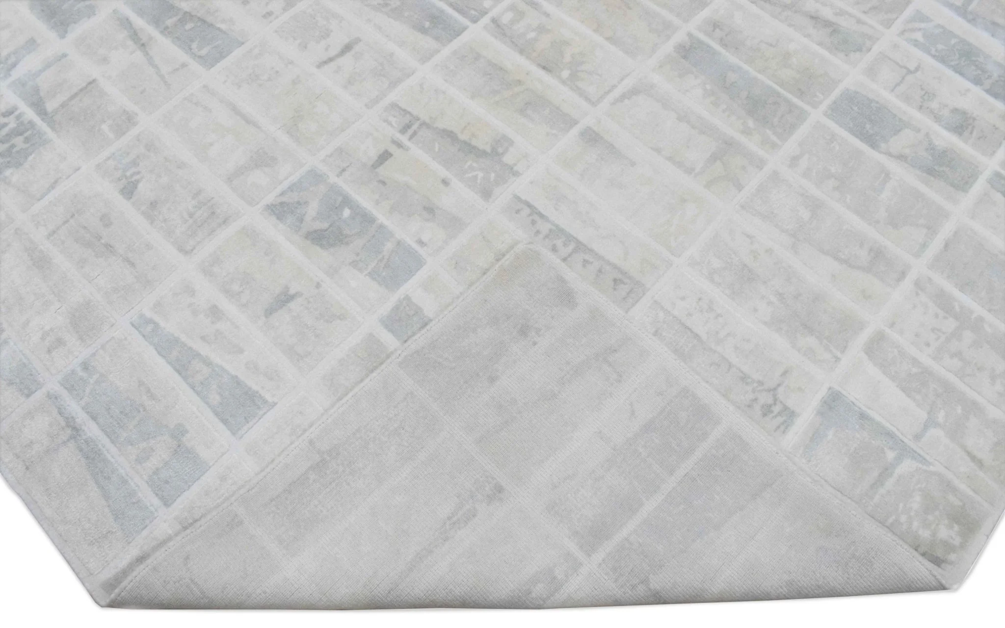 Ivory and White Handmade Area Rug Made With Fine Viscose - Image 6
