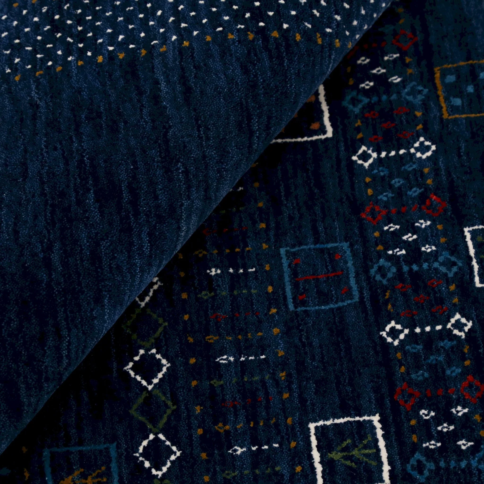 Blue Center Pattern Hand Loomed Wool Area Rug - Image 12