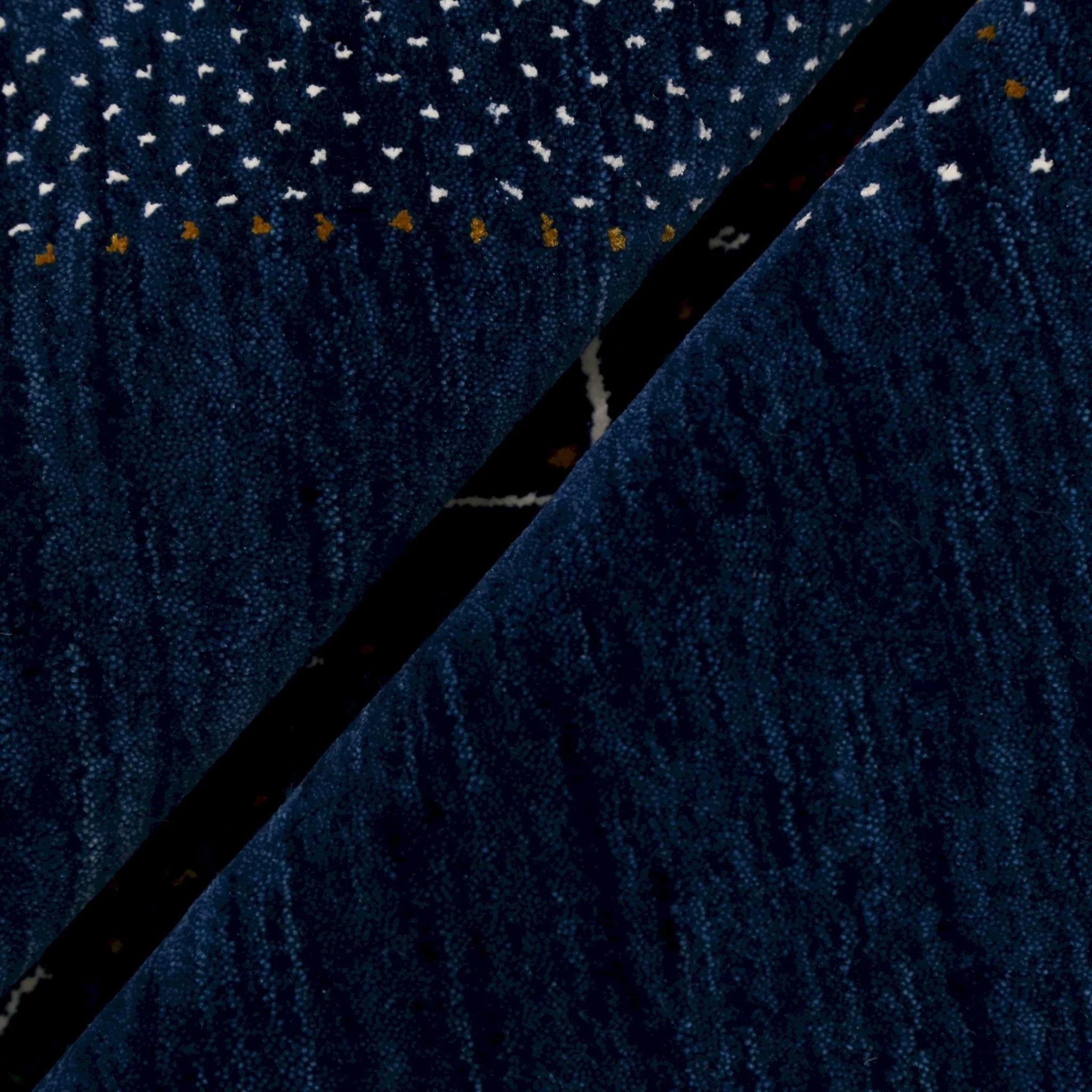 Blue Center Pattern Hand Loomed Wool Area Rug - Image 4