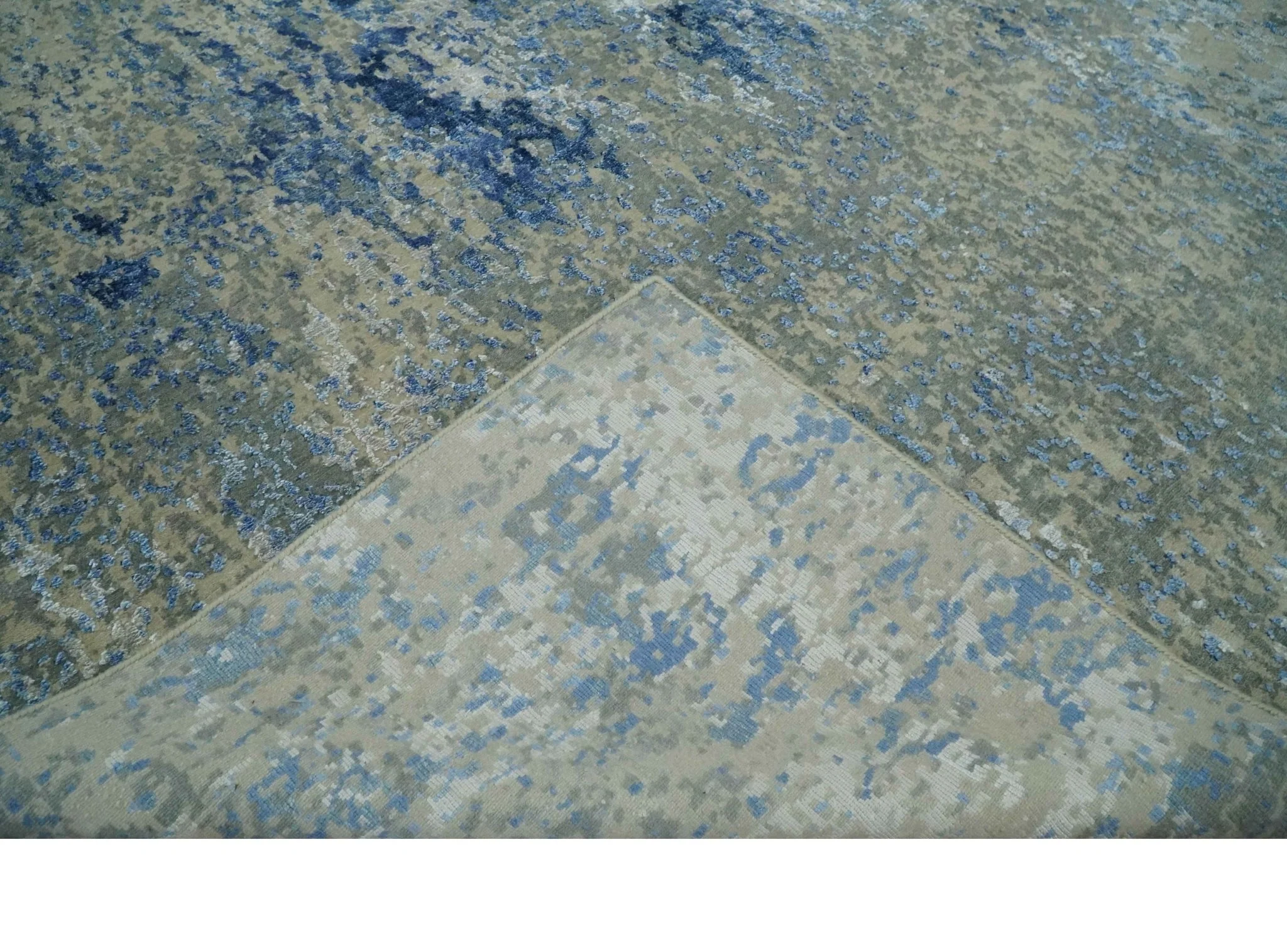 8x10 Fine Blue, Ivory and Beige Hand knotted Abstract wool and Art Silk Area Rug - Image 6