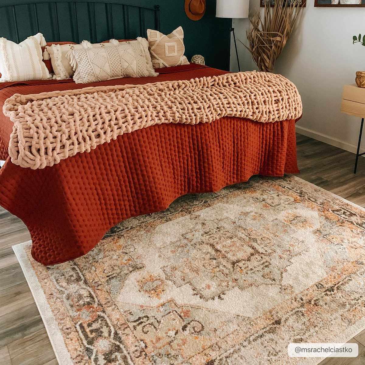 Colorful Blue, Ivory, Beige and Charcoal Traditional Heriz Multi Size rug - Image 5