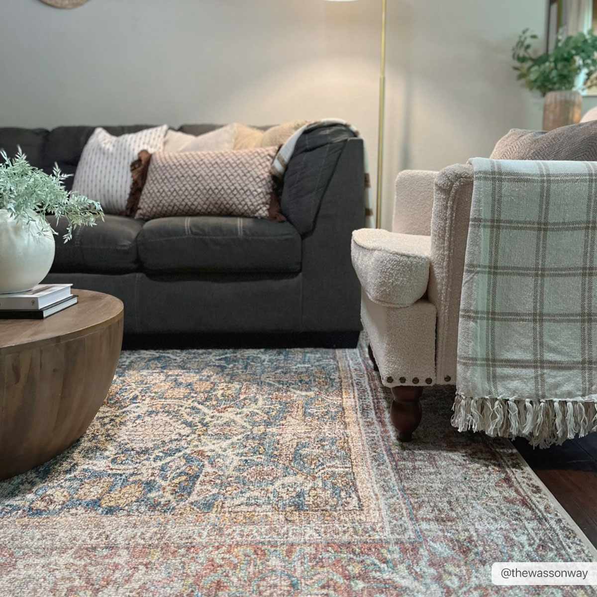 Blue, Rust, Ivory and Beige Traditional Oriental Oushak Washable Area Rug - Image 5