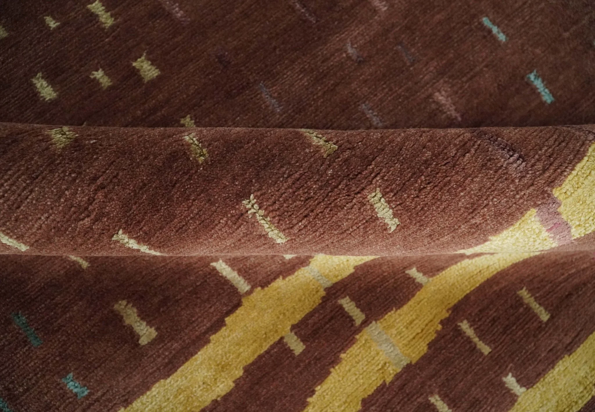5x7 Brown and Gold Stripes Pattern Hand knotted Wool and Art Silk Area Rug - Image 6