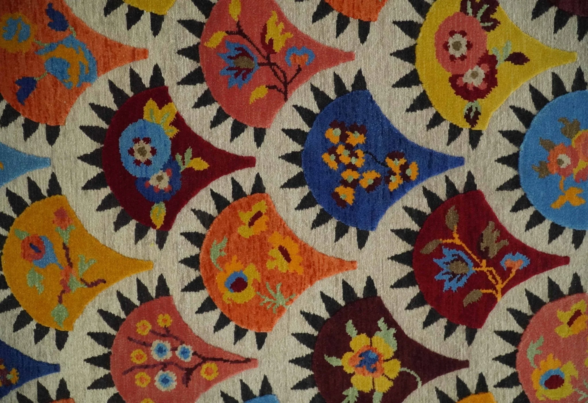 5x7 Flatwoven Soumak Brown and Ivory with multicolor Wool Hand Woven Floral Design Rug | KNT21 - Image 11
