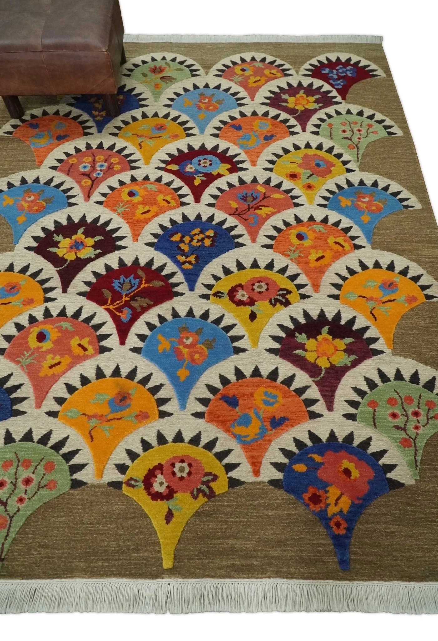 5x7 Flatwoven Soumak Brown and Ivory with multicolor Wool Hand Woven Floral Design Rug | KNT21 - Image 2