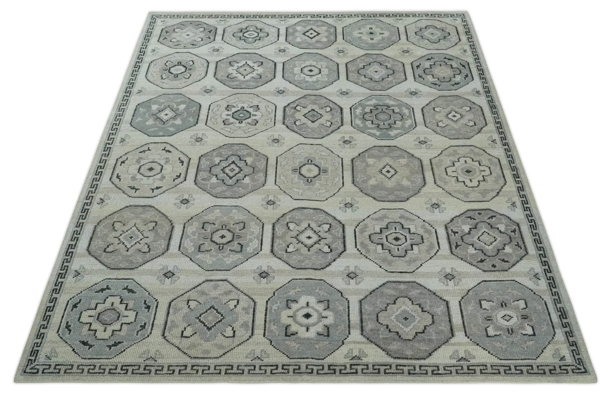 8x10 Hand Knotted Silver, Beige and Gray Traditional Low Pile Area Rug - Image 10