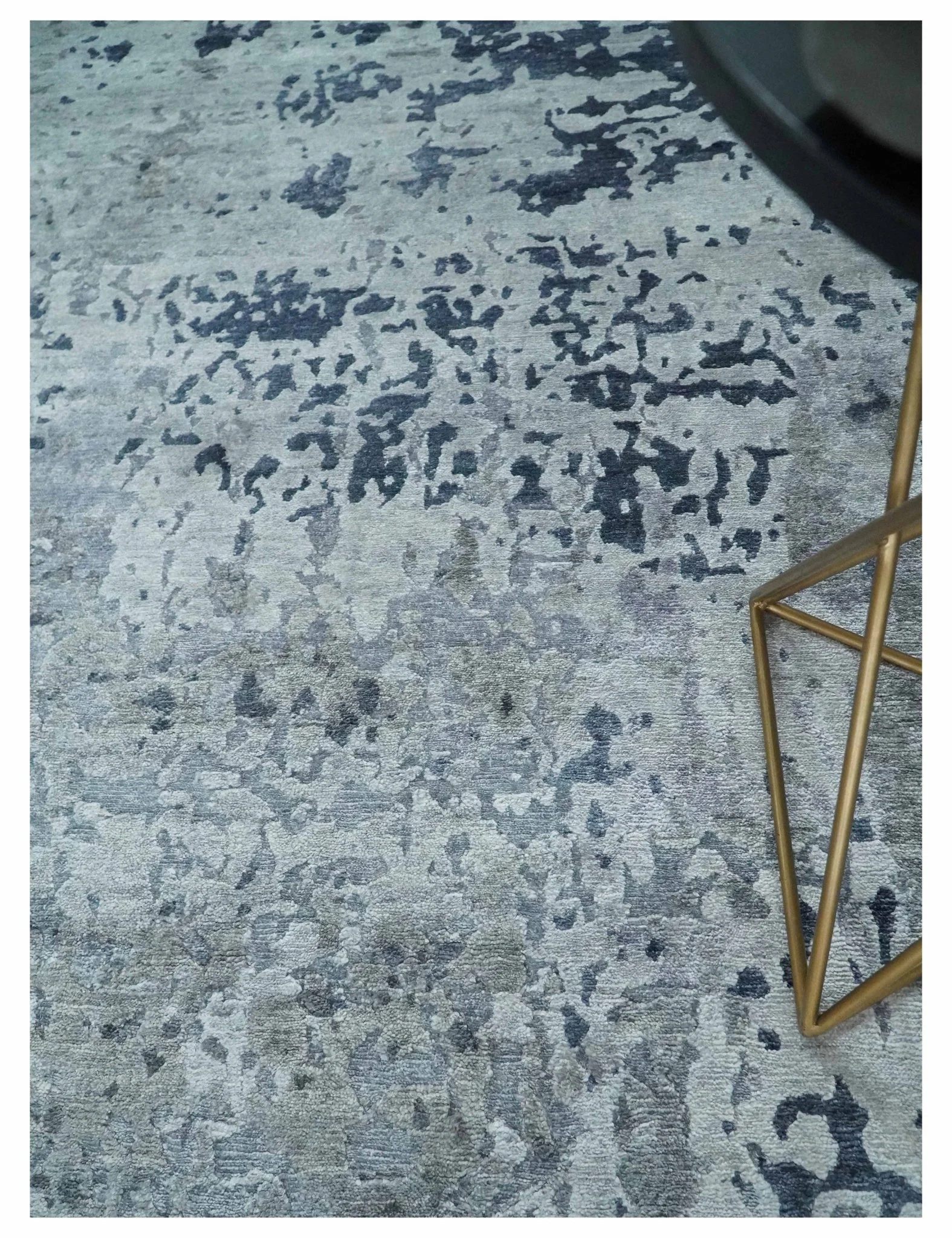 8x10 Abstract Pattern Hand knotted Silver and Blue modern Bamboo Silk Area Rug - Image 2