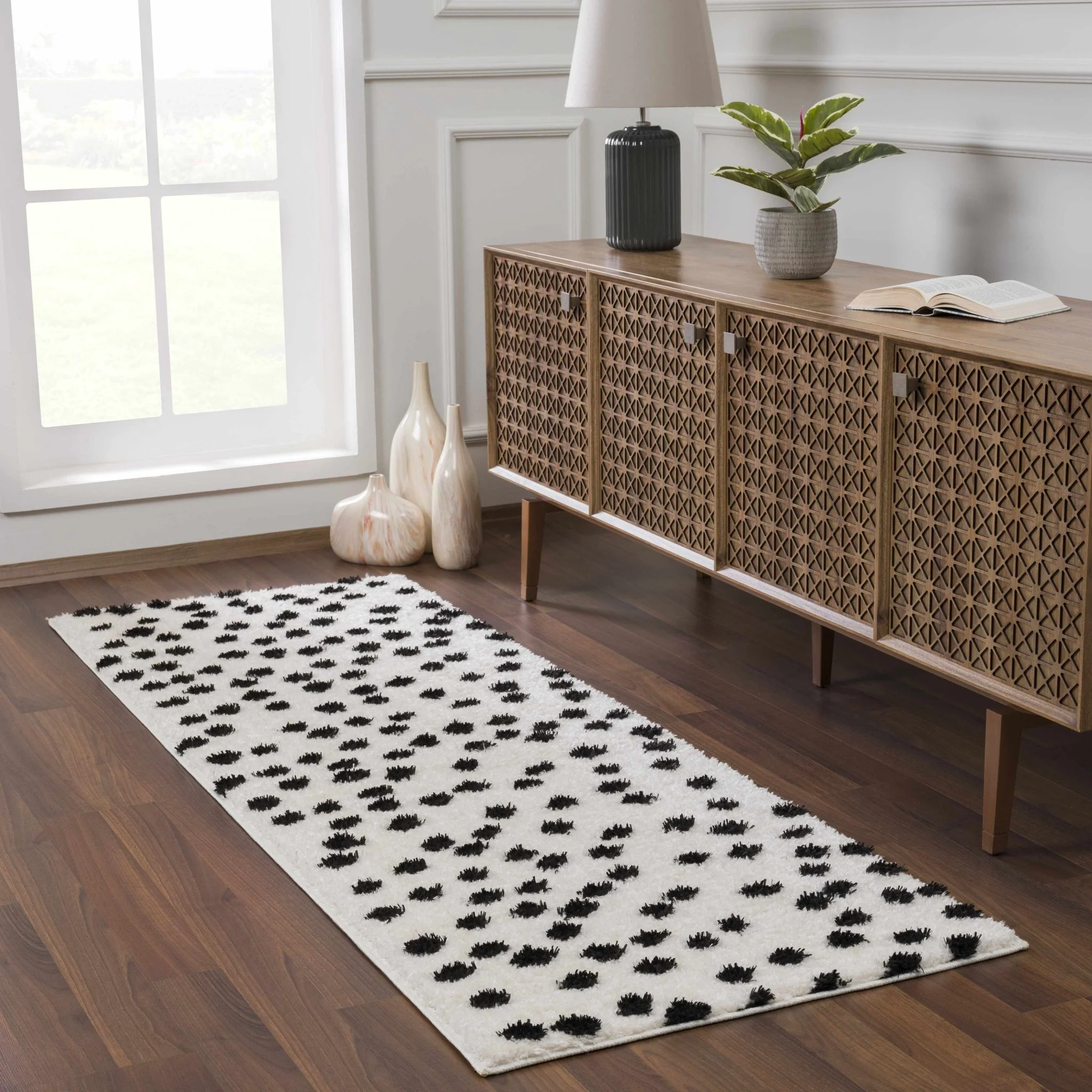 Chaia Dotted Contemporary Ivory and Black Plush Pile Area Rug - Image 3