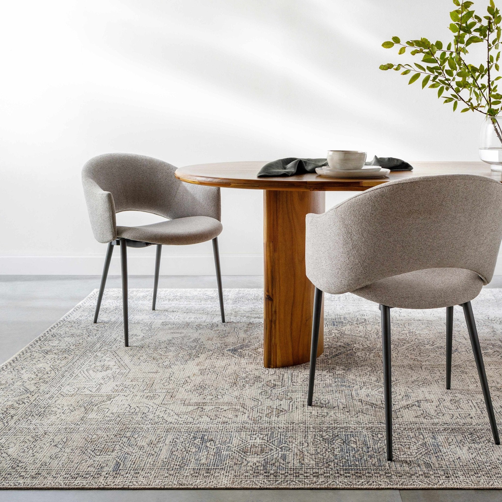 Charcoal And White Traditional Style Area Rug - Image 3