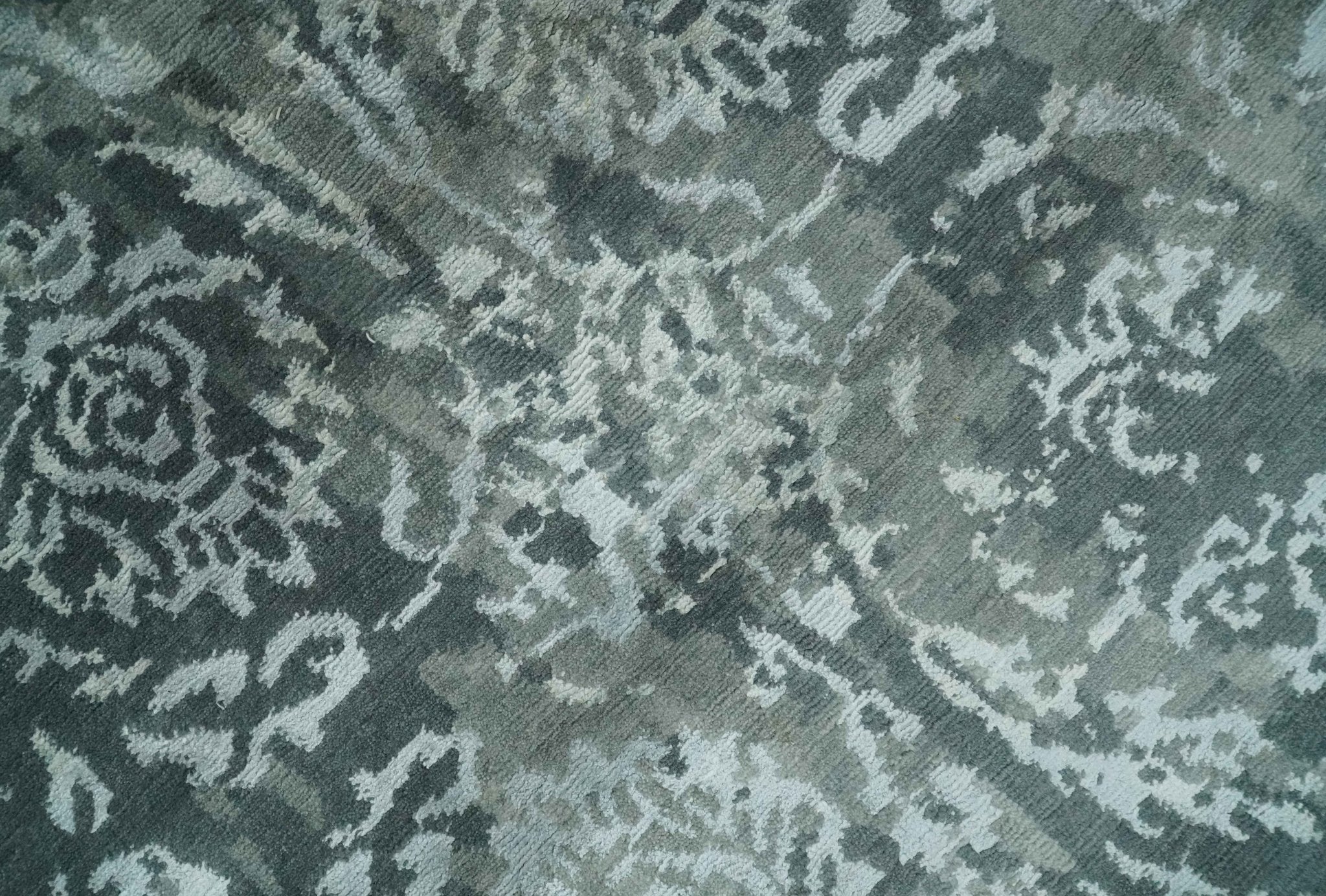 Modern Abstract Charcoal, Grey and Silver Hand Knotted 6x9.4 Floral Wool and Silk Area Rug - Image 5