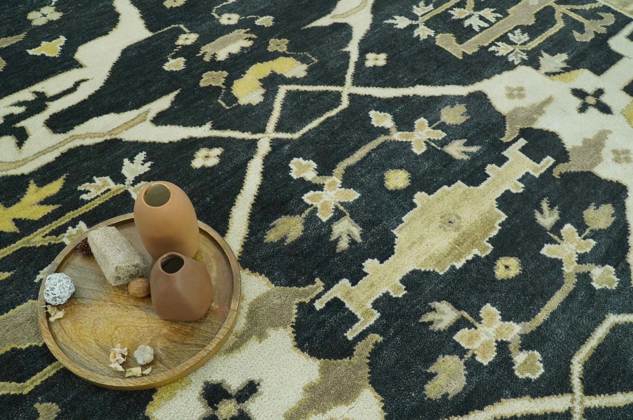 Hand Knotted Charcoal, Ivory and Olive Oriental Oushak 8x10 Wool Area Rug - Image 2
