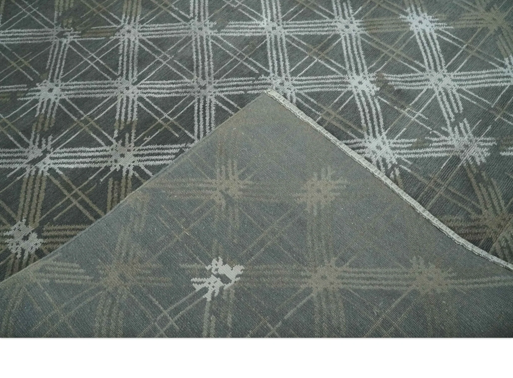 Antique look Charcoal, Ivory and Olive Geometrical Stripes Pattern Hand knotted 6x9 wool and Art Silk Area Rug - Image 7