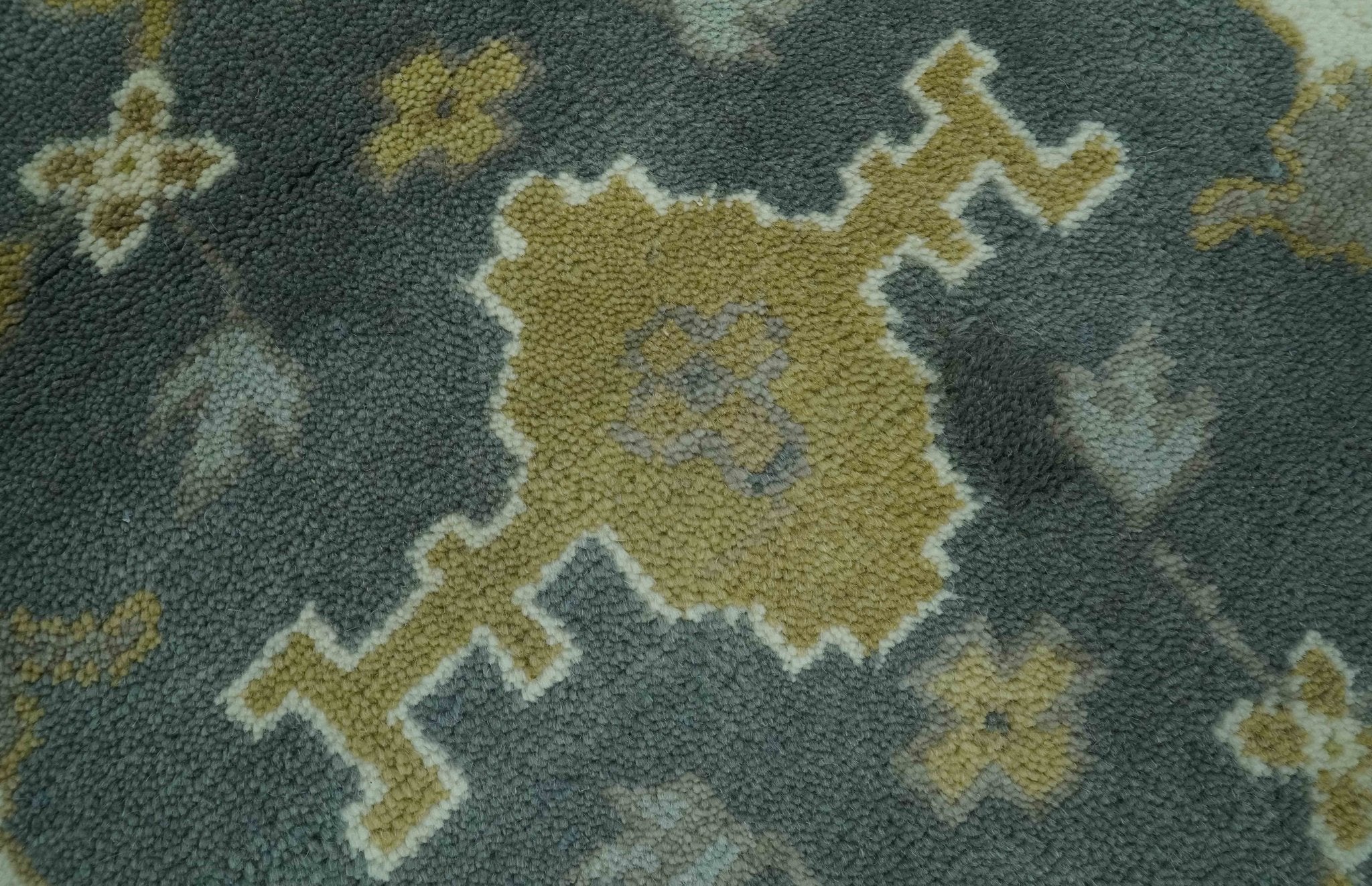 Antique look Charcoal, Ivory and Olive 6x9 Hand Knotted Traditional Oriental Oushak wool rug - Image 4