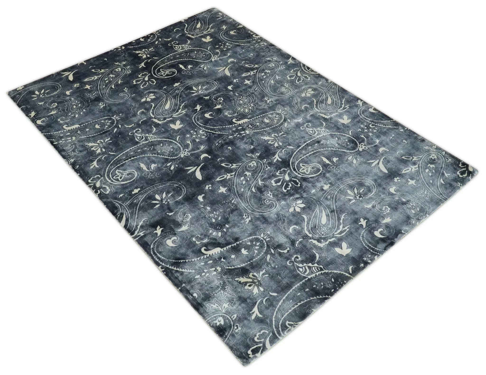 Premium look Charcoal, Ivory and Silver Hand loom Traditional Boteh Design Wool and Viscose Area Rug - Image 9